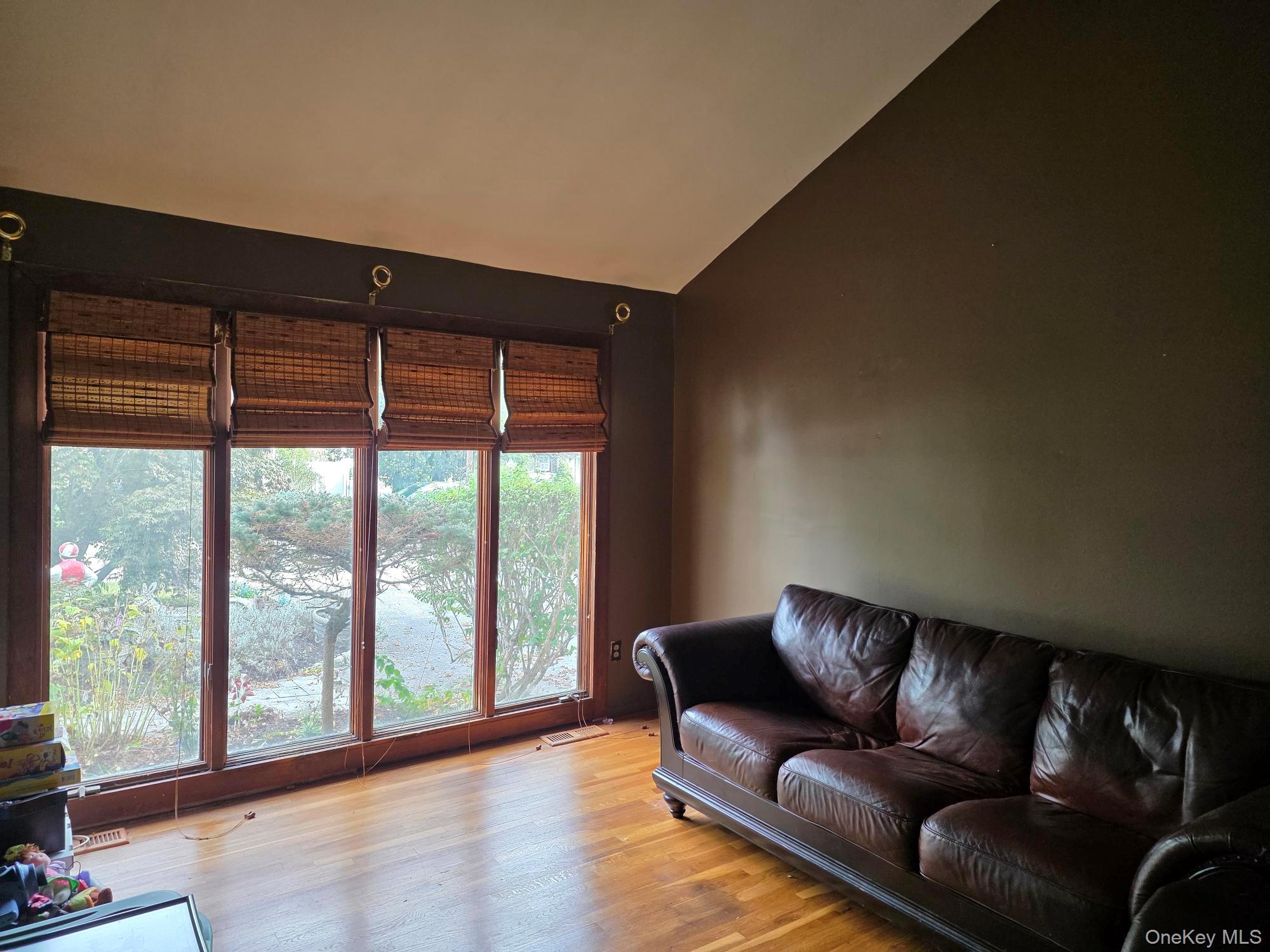 3106 Devon Avenue, Medford, NY 11763