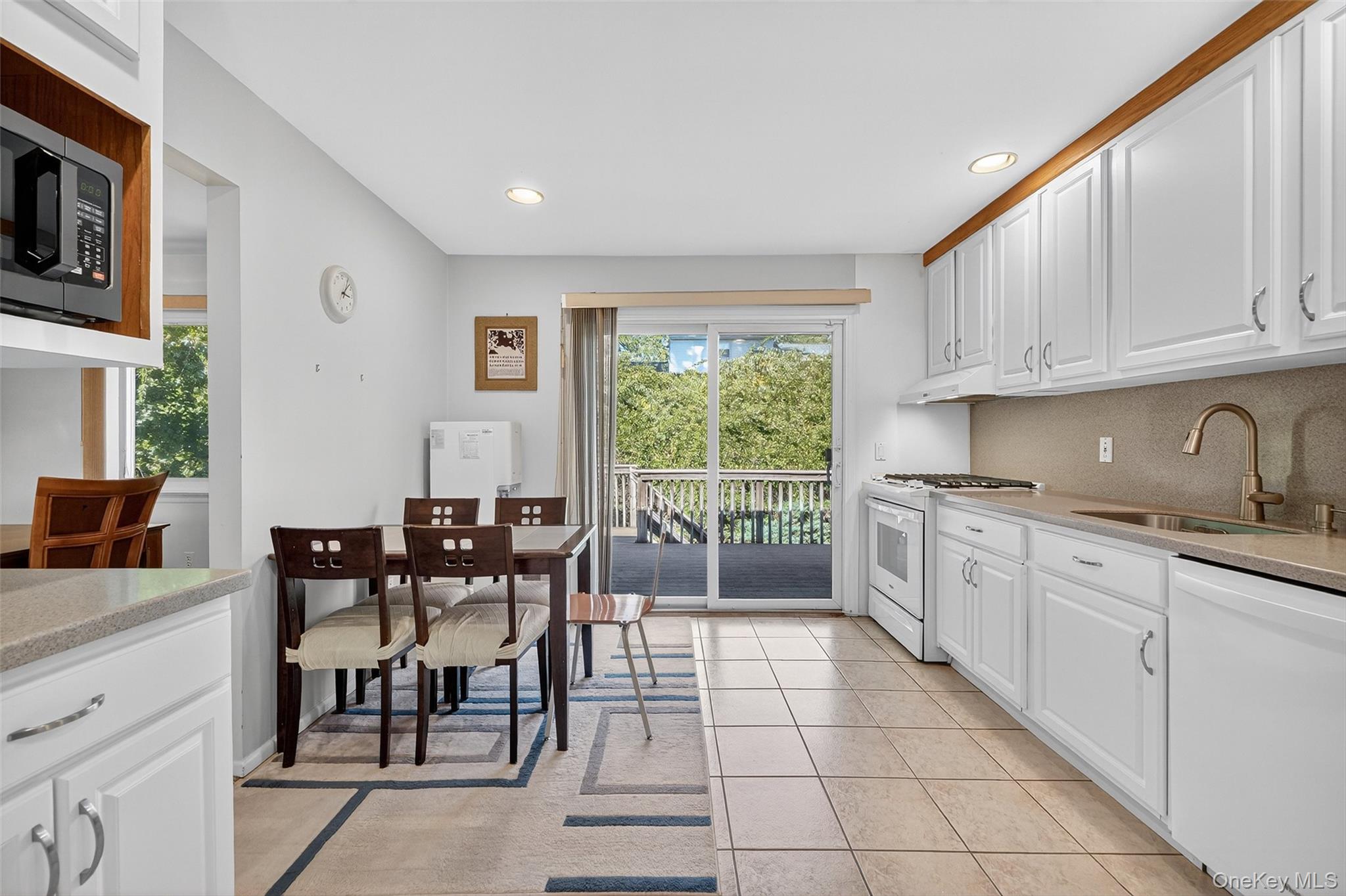 7 Dogwood Lane, Orangeburg, NY 10962