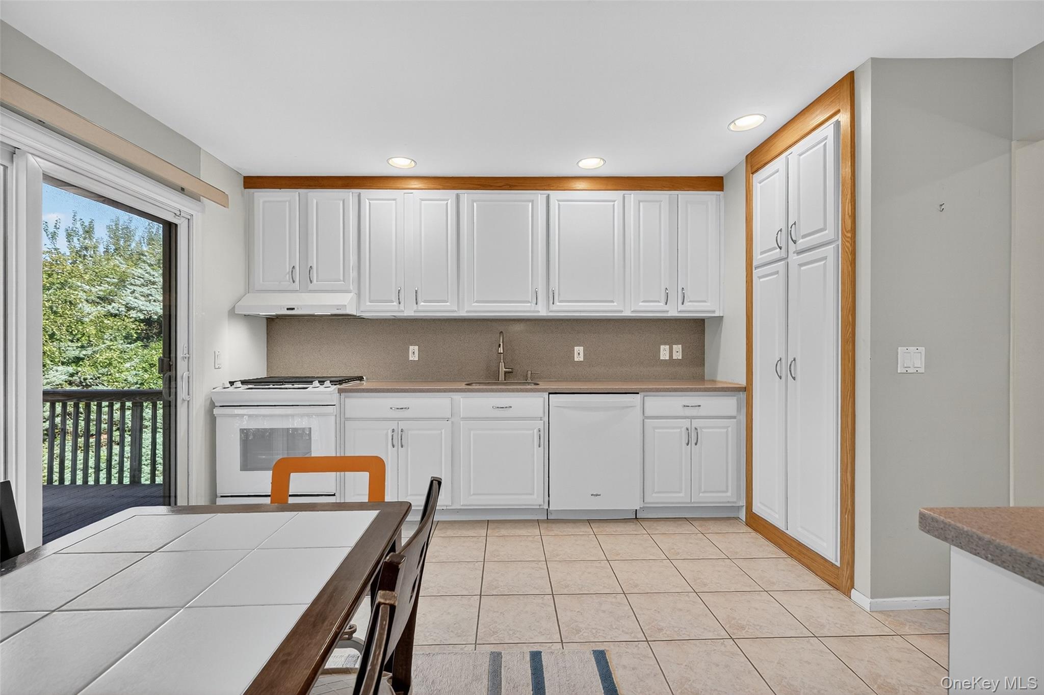 7 Dogwood Lane, Orangeburg, NY 10962