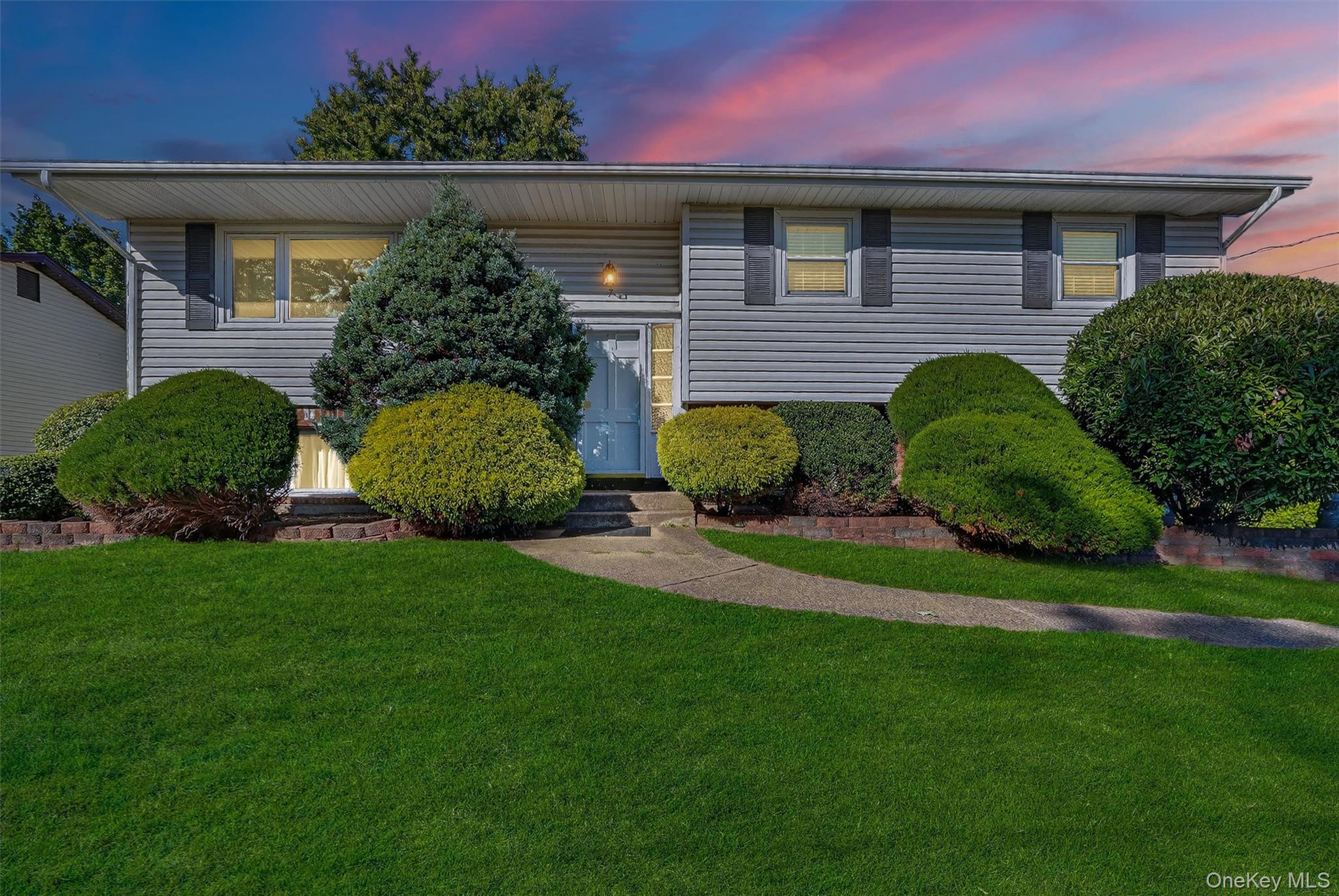 7 Dogwood Lane, Orangeburg, NY 10962