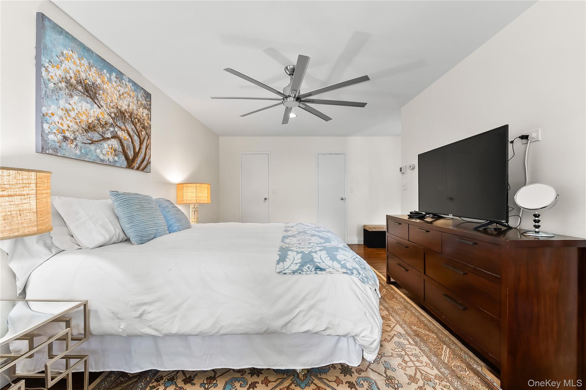 41 Fox Ridge, Roslyn, NY 11576