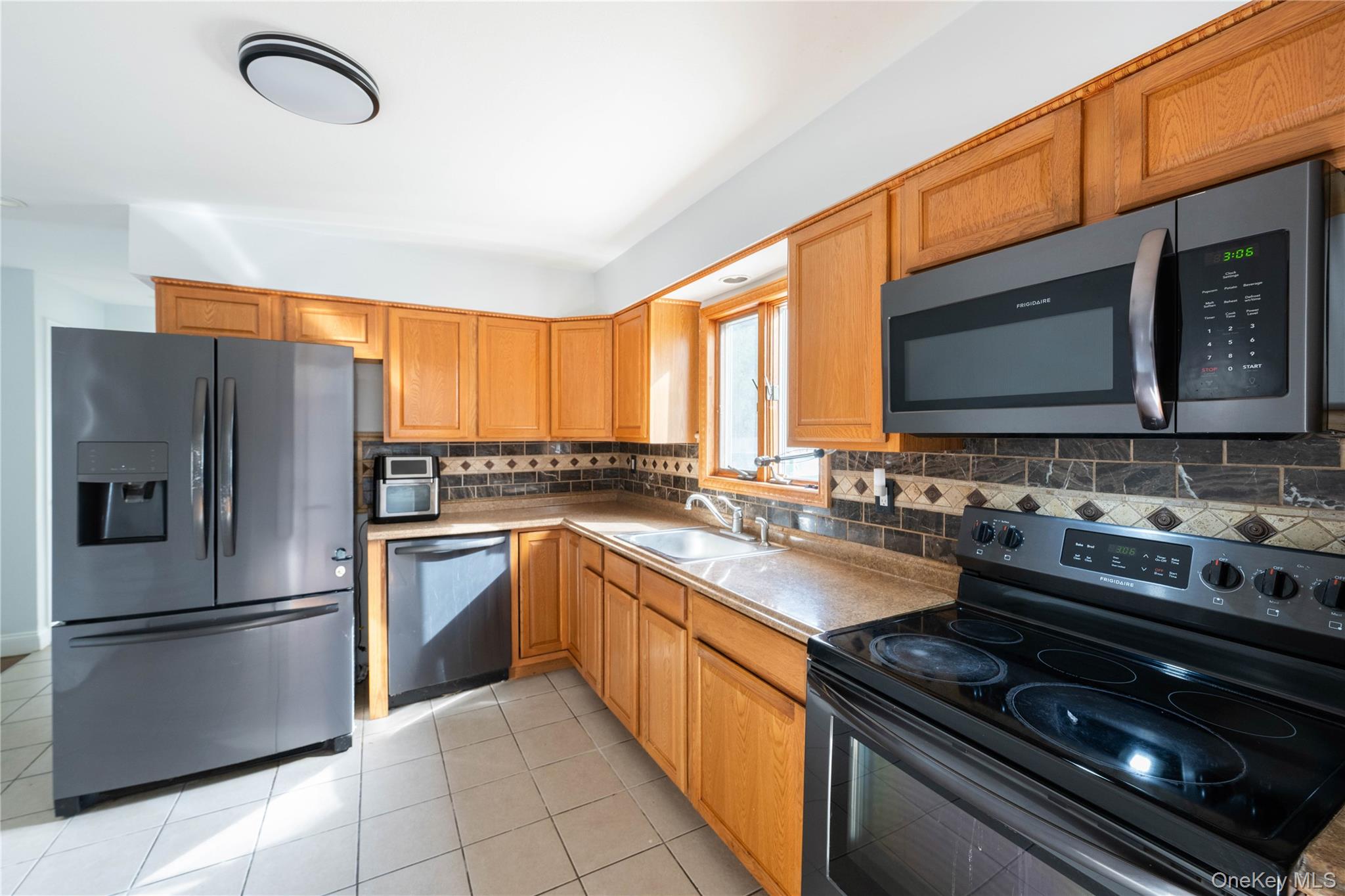 218 Wavecrest Drive, Mastic Beach, NY 11951