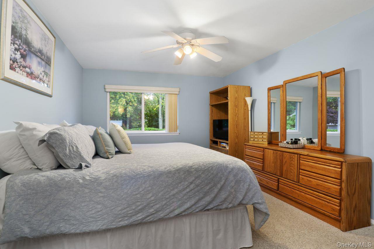 141 Flintlock Way # B, Yorktown Heights, NY 10598