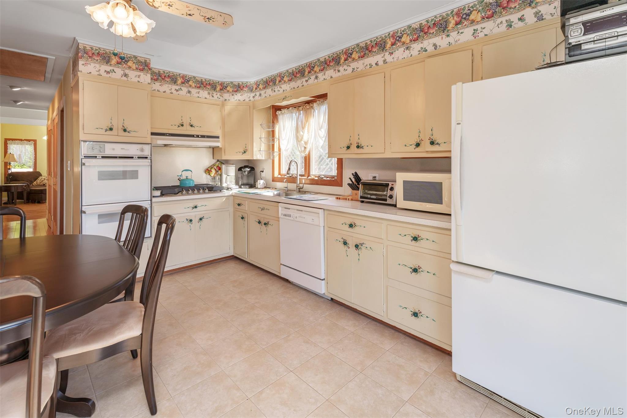 481 Peconic Bay Boulevard, Aquebogue, NY 11931