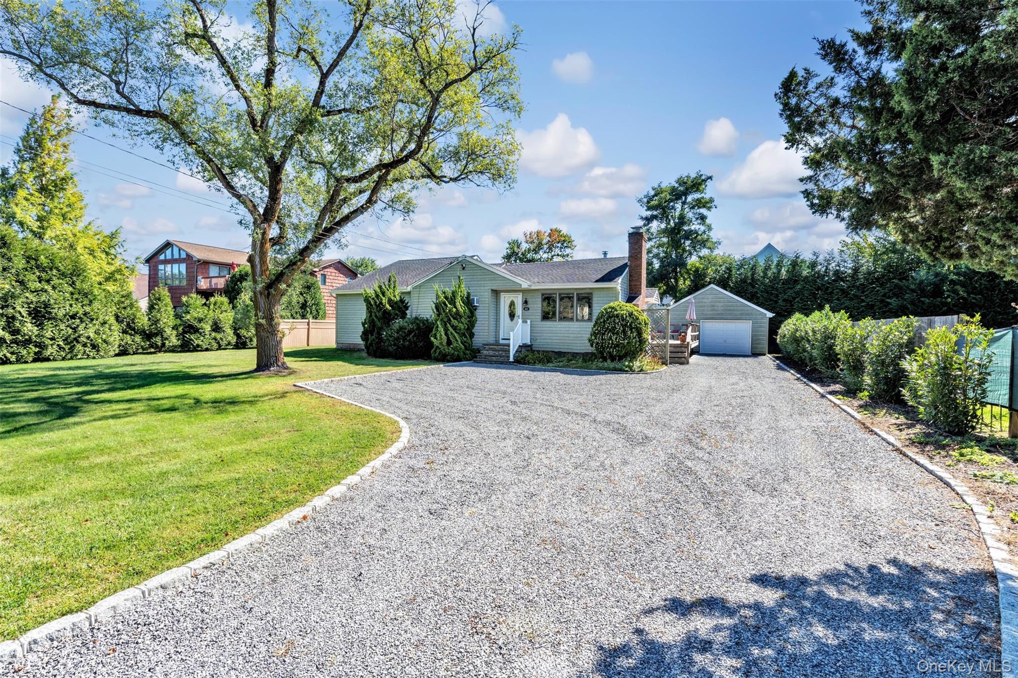 481 Peconic Bay Boulevard, Aquebogue, NY 11931