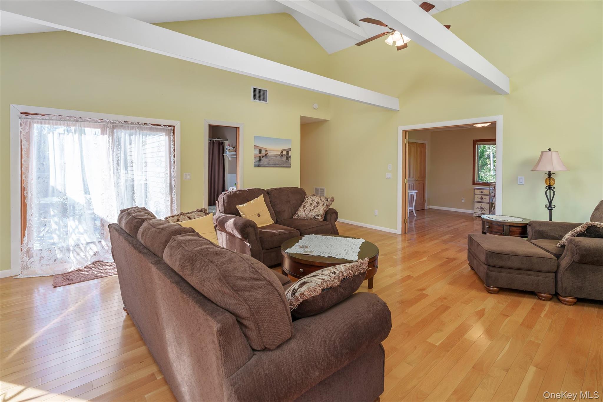 481 Peconic Bay Boulevard, Aquebogue, NY 11931