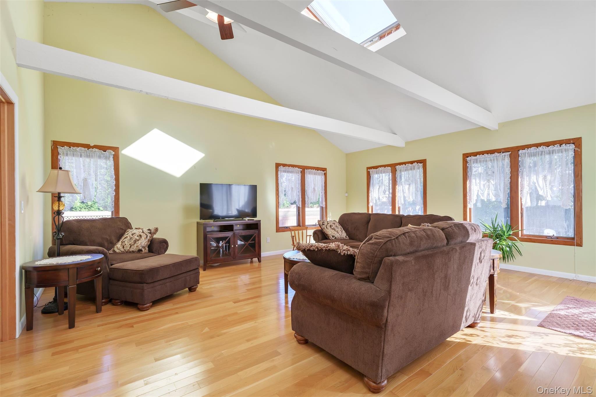 481 Peconic Bay Boulevard, Aquebogue, NY 11931