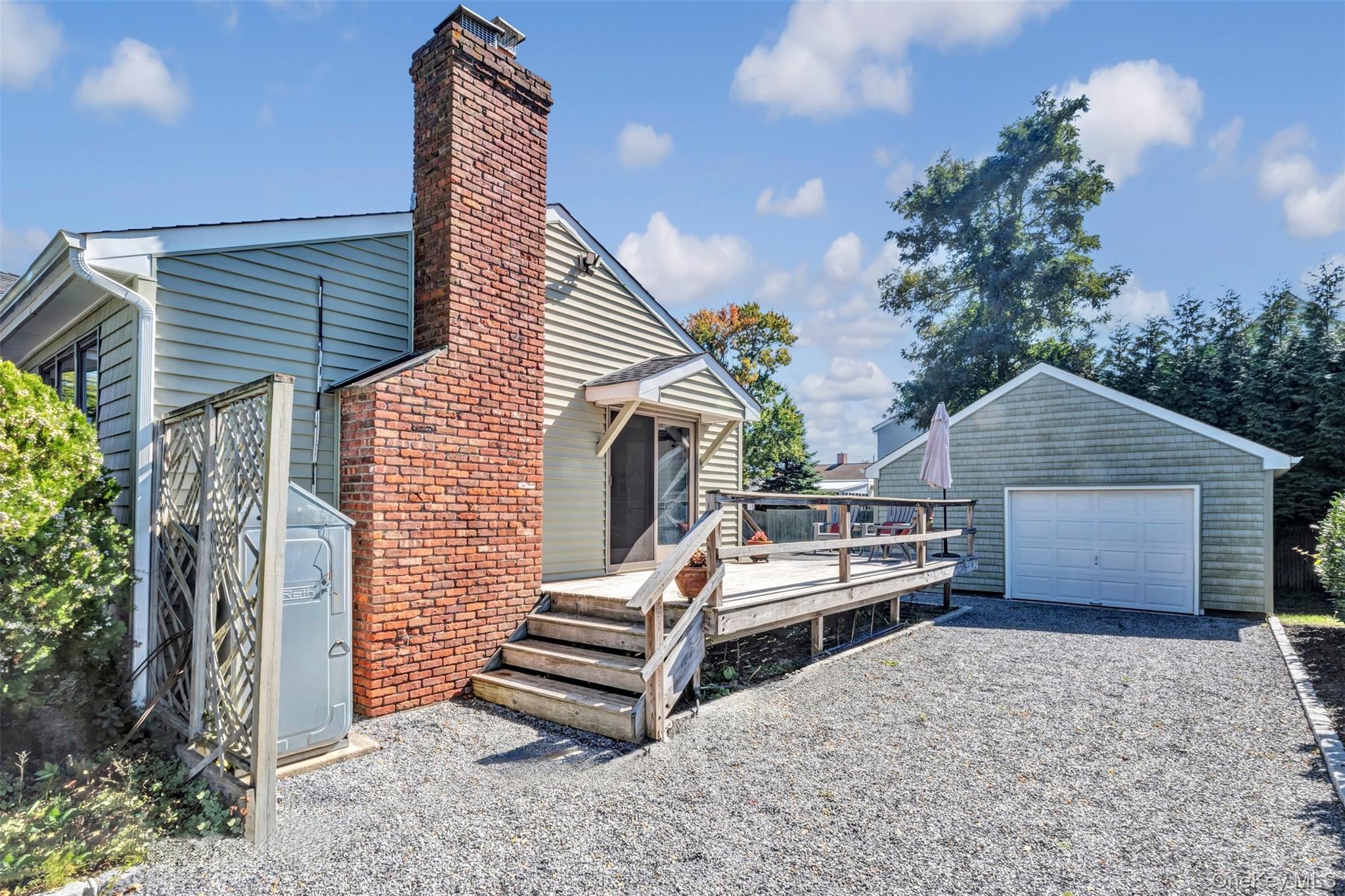 481 Peconic Bay Boulevard, Aquebogue, NY 11931