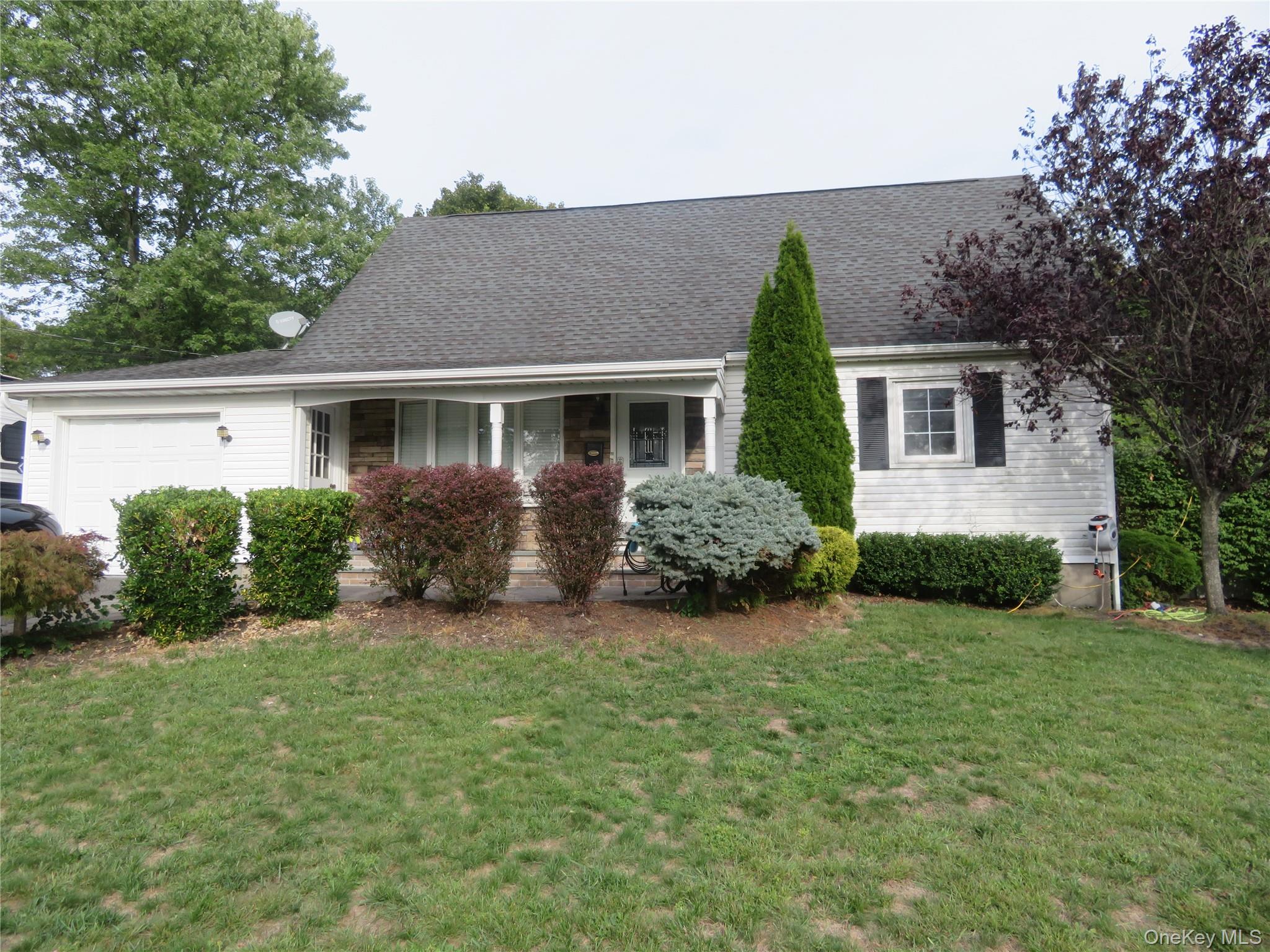 45 Gaymore Road, Port Jefferson Station, NY 11776