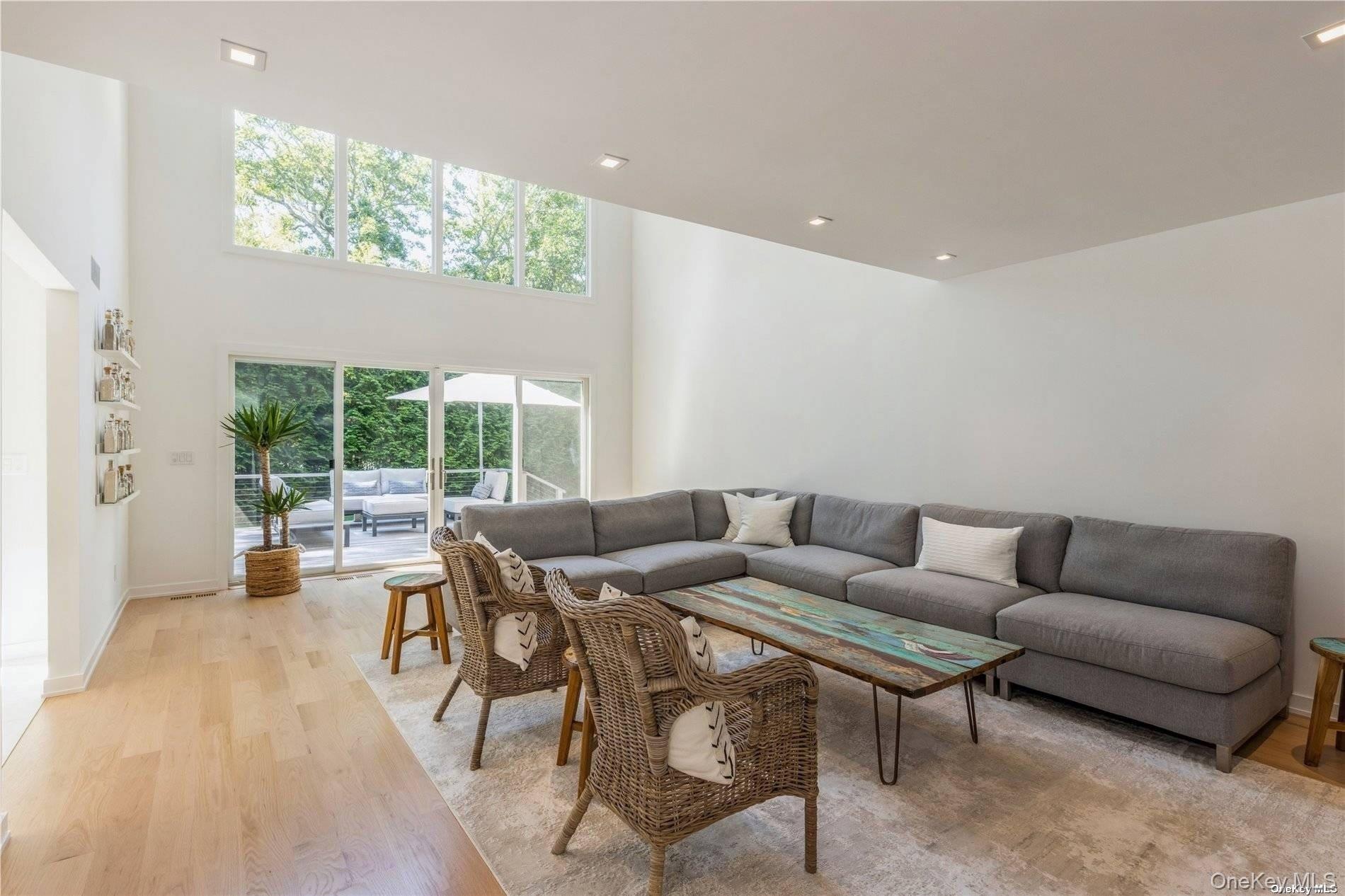 19 Woodland Way, Quogue, NY 11959