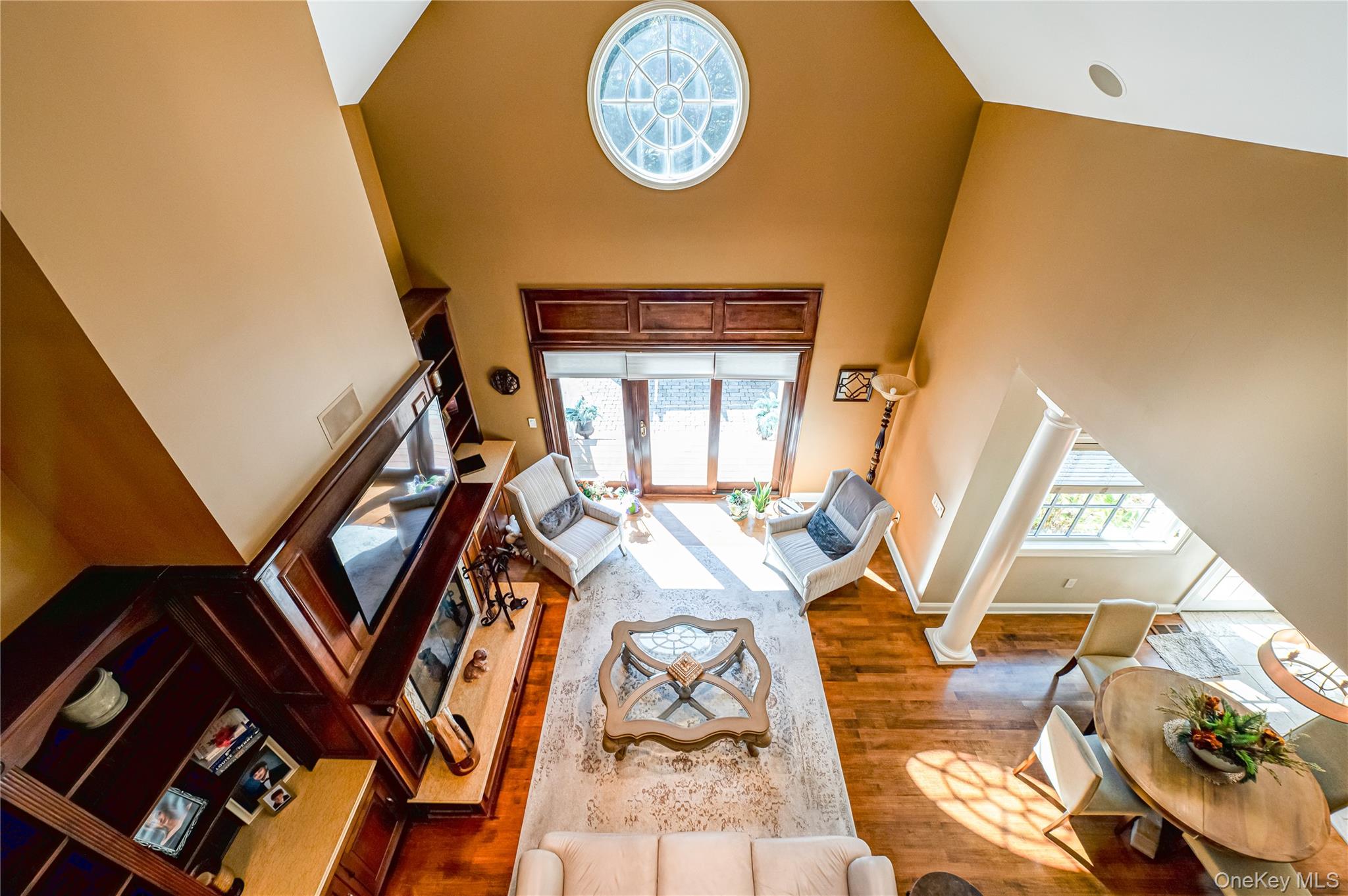 2 True Harbour Way, West Islip, NY 11795