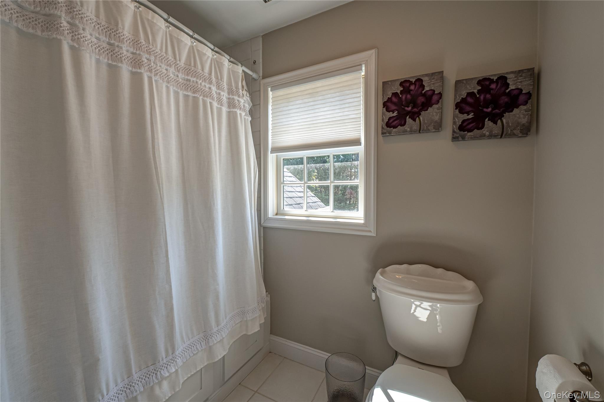 2 True Harbour Way, West Islip, NY 11795