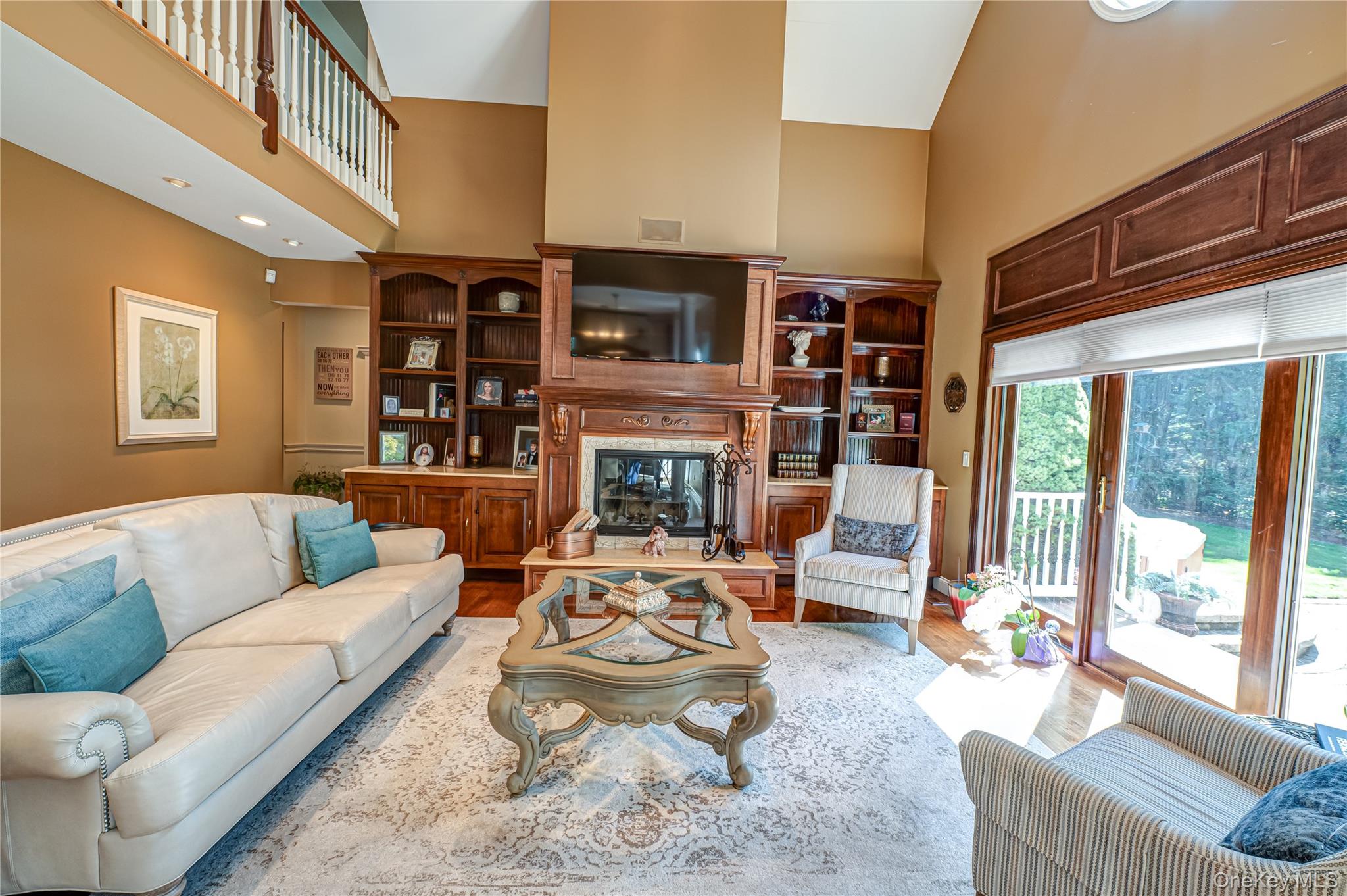 2 True Harbour Way, West Islip, NY 11795