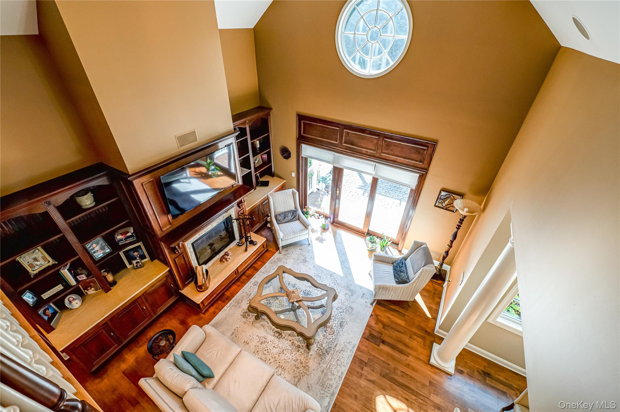 2 True Harbour Way, West Islip, NY 11795