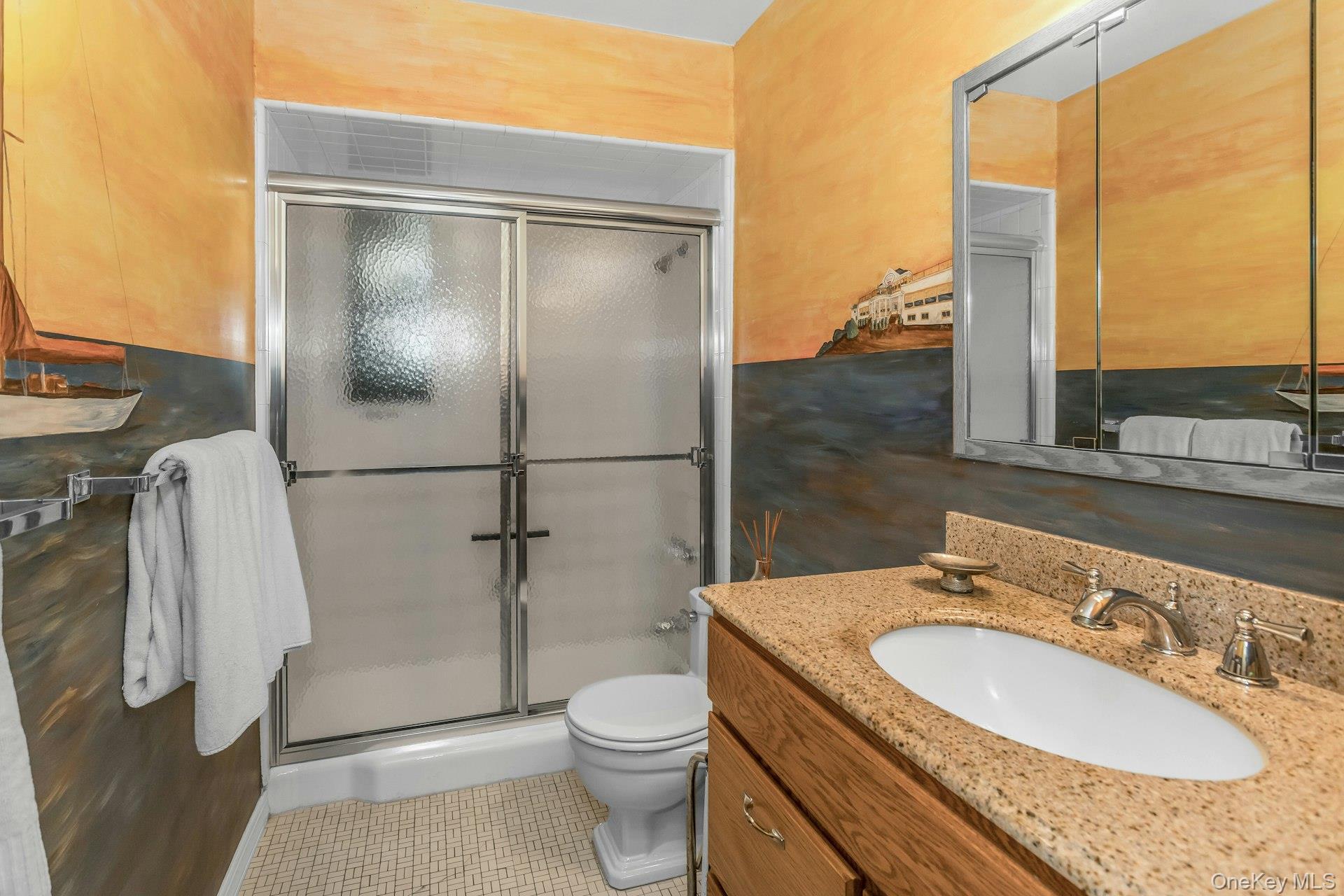 31 Knolls Lane, Manhasset, NY 11030