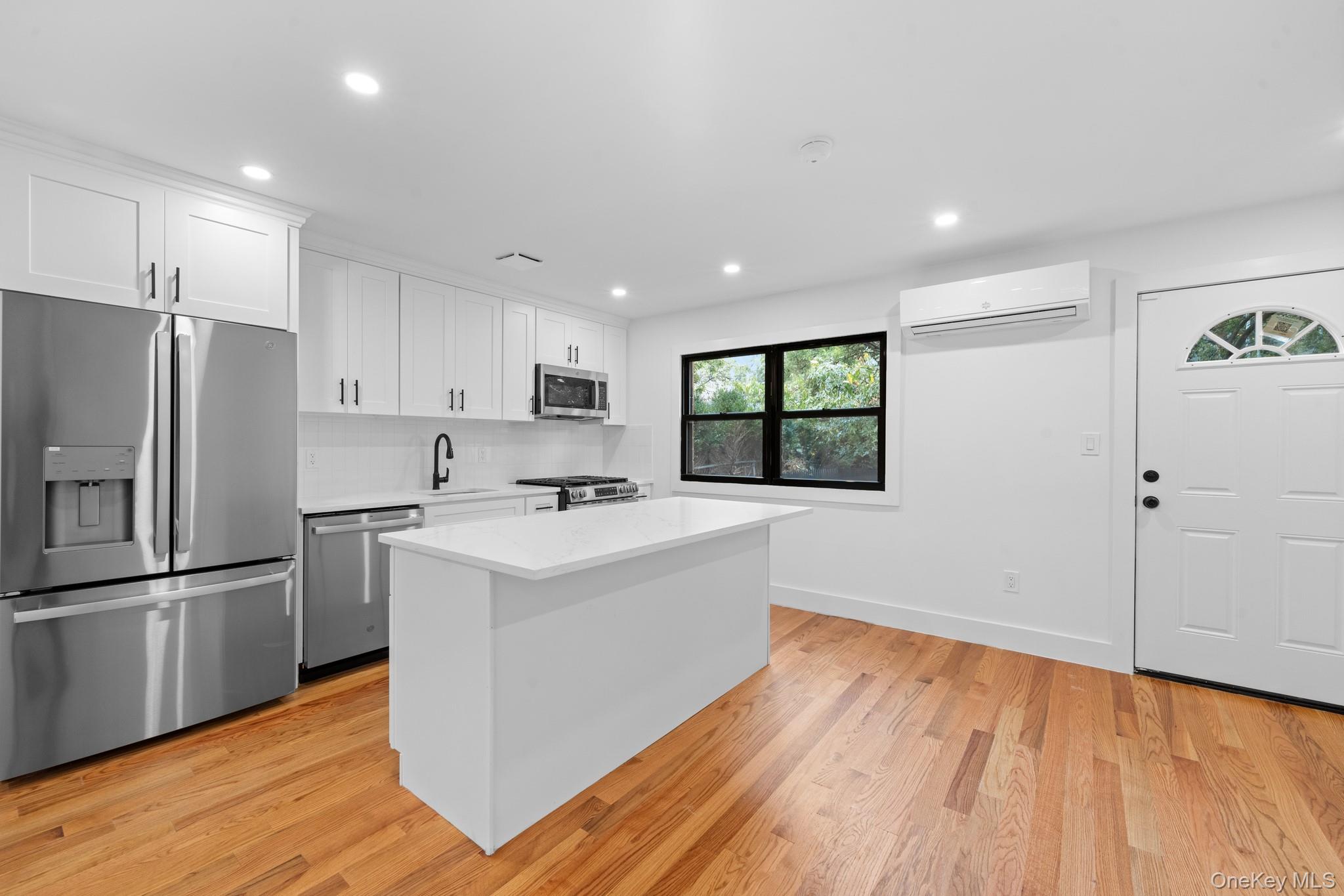 671 Saratoga Avenue, Brooklyn, NY 11212