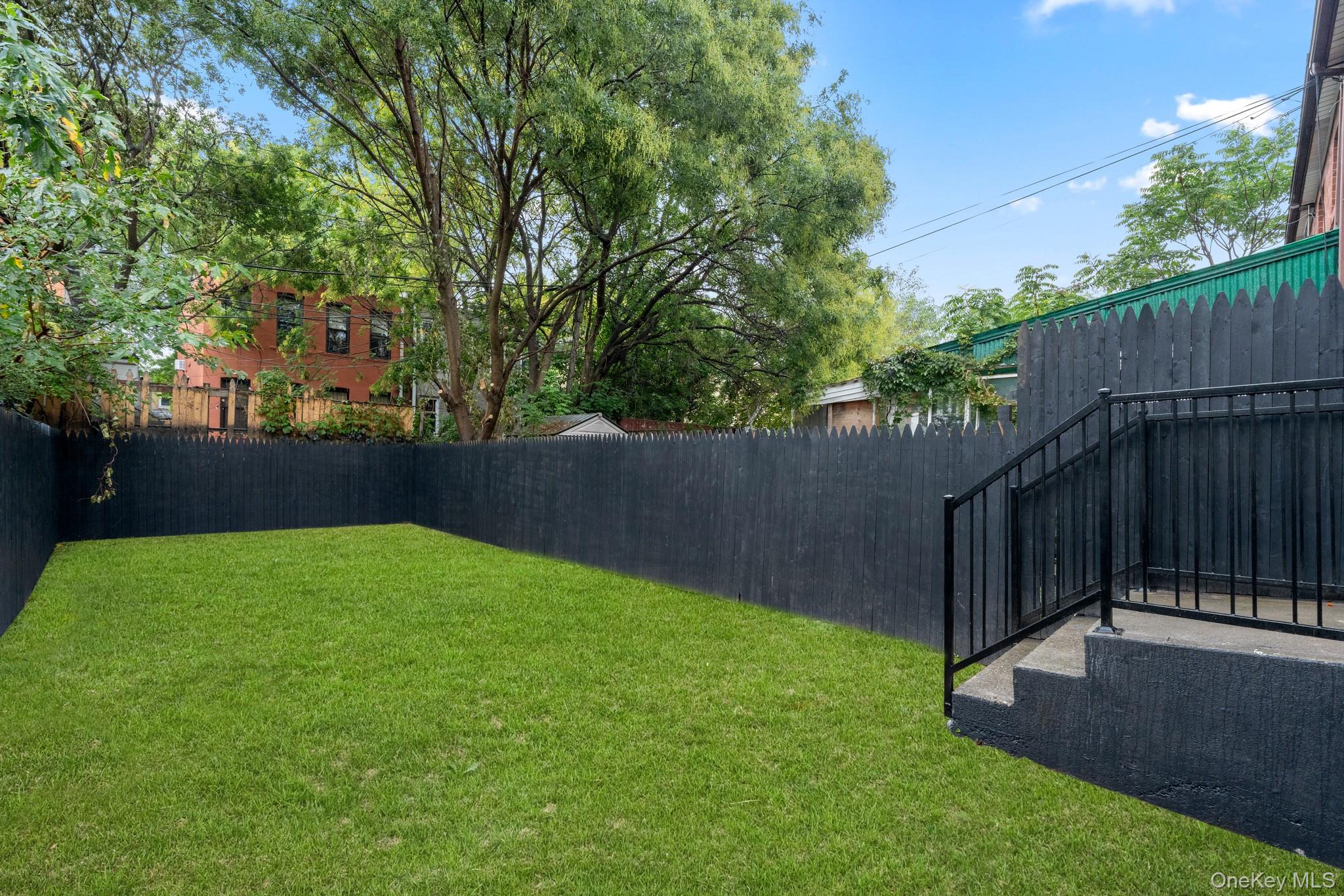 671 Saratoga Avenue, Brooklyn, NY 11212