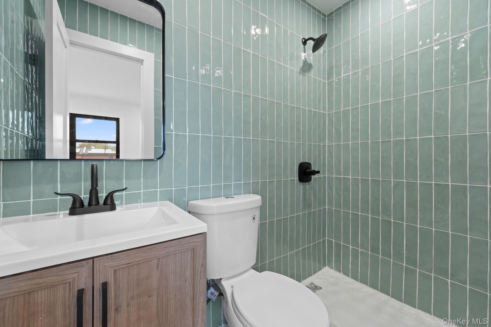 671 Saratoga Avenue, Brooklyn, NY 11212