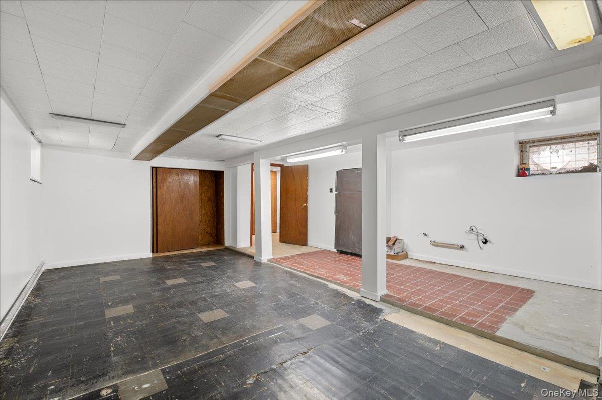 14744 84th Drive, Briarwood, NY 11435