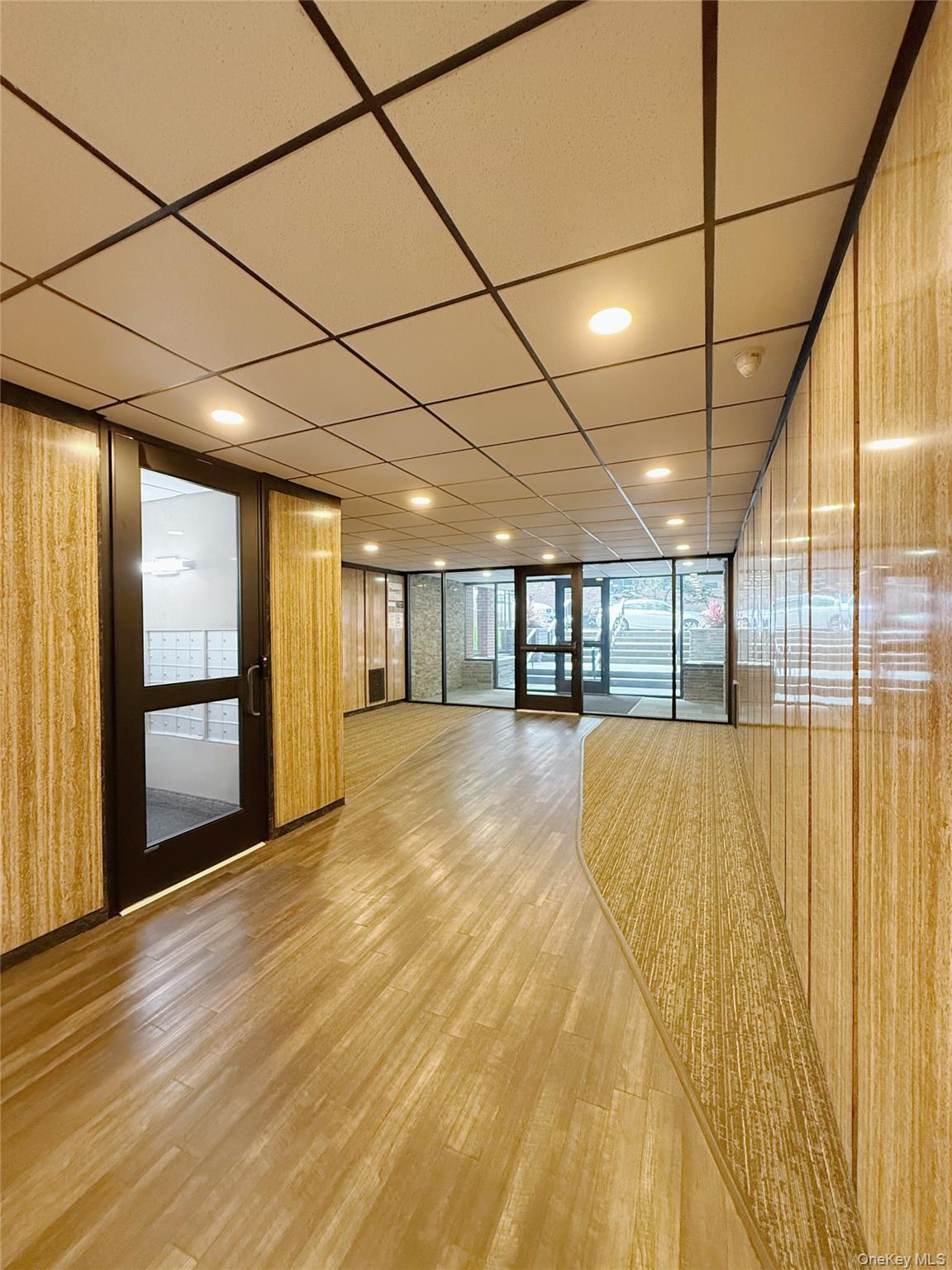 13777 45 Avenue # 4H, Flushing, NY 11355