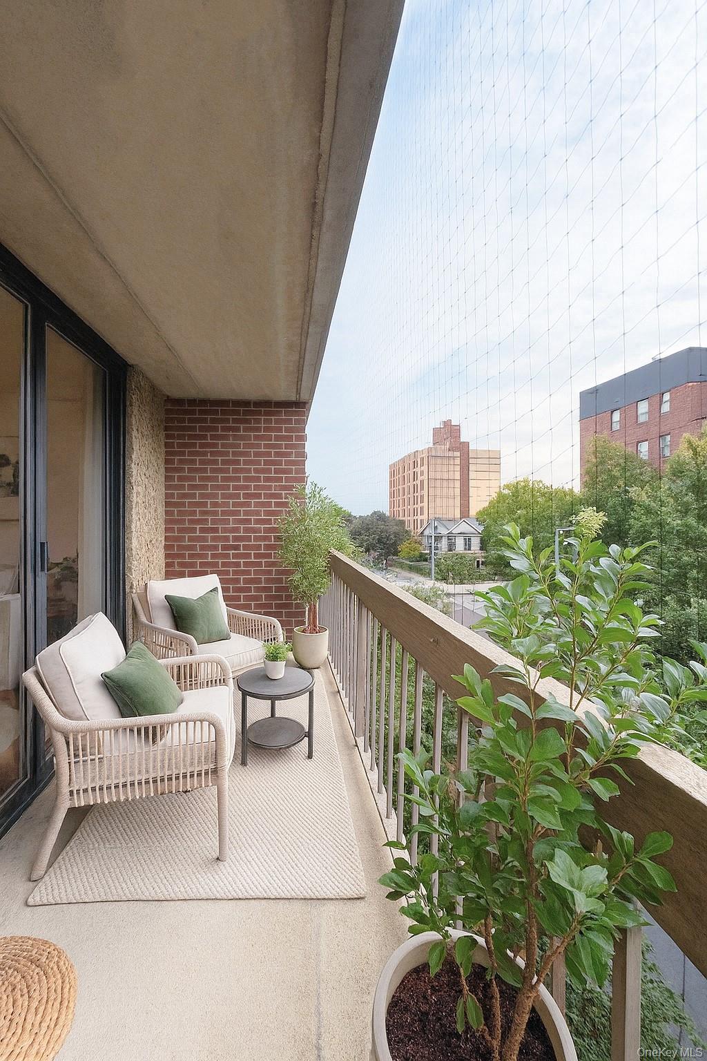 13777 45 Avenue # 4H, Flushing, NY 11355