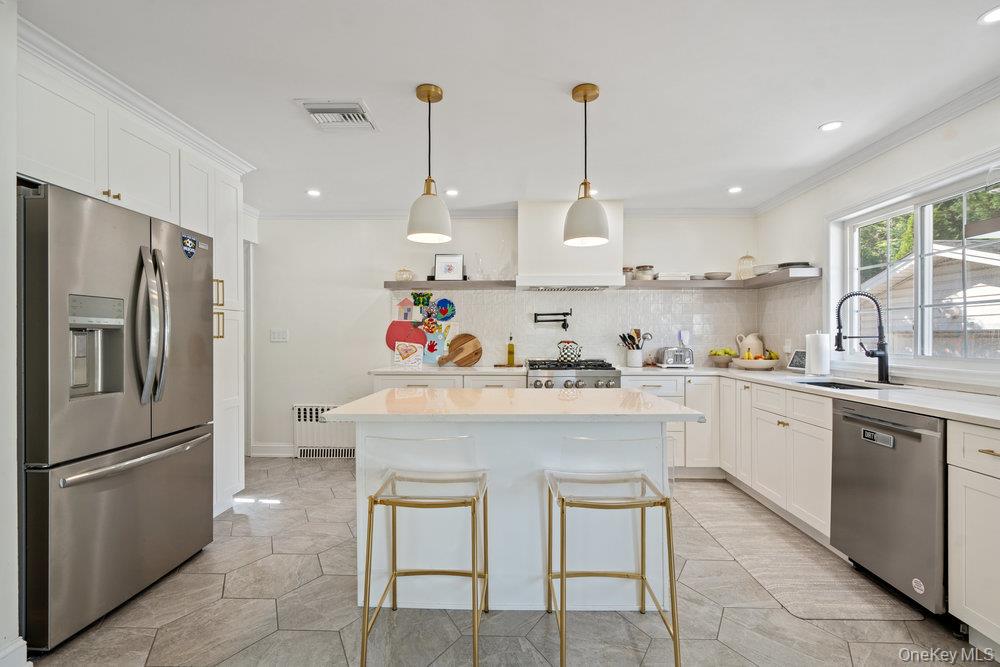 116 Sperry Blvd Boulevard, New Hyde Park, NY 11040