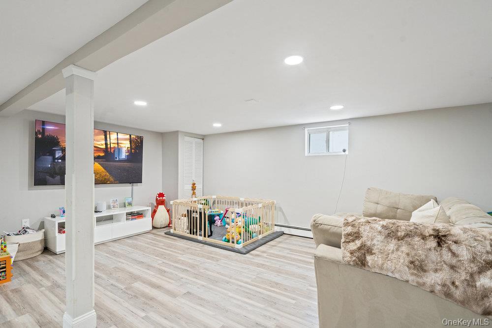 116 Sperry Blvd Boulevard, New Hyde Park, NY 11040