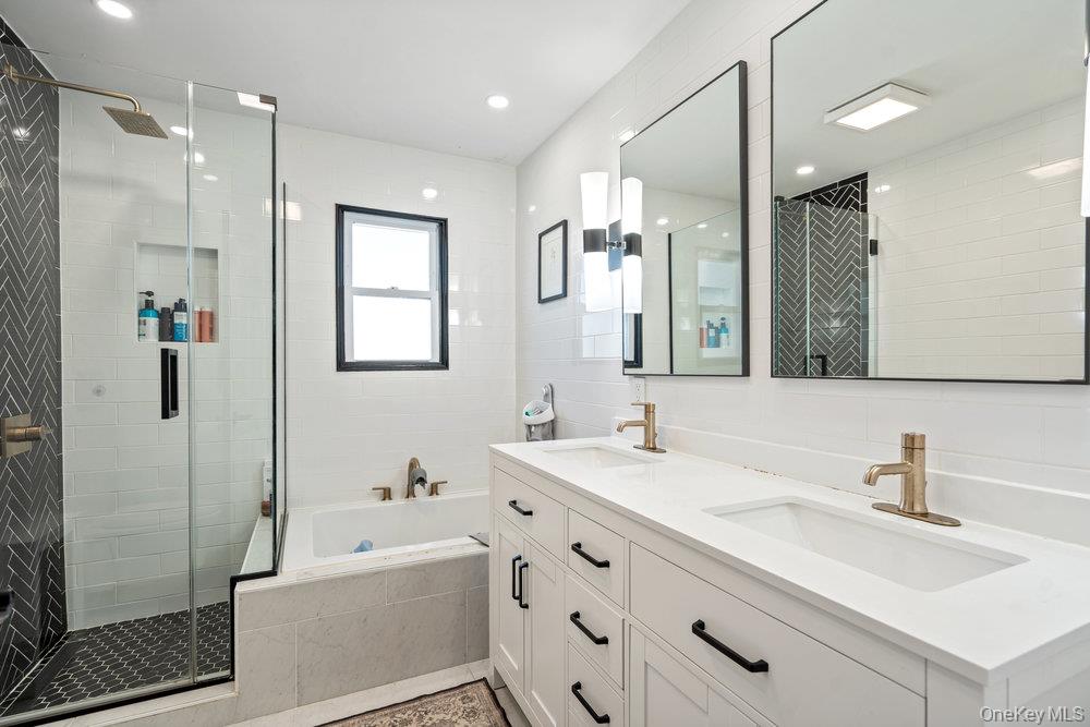 116 Sperry Blvd Boulevard, New Hyde Park, NY 11040