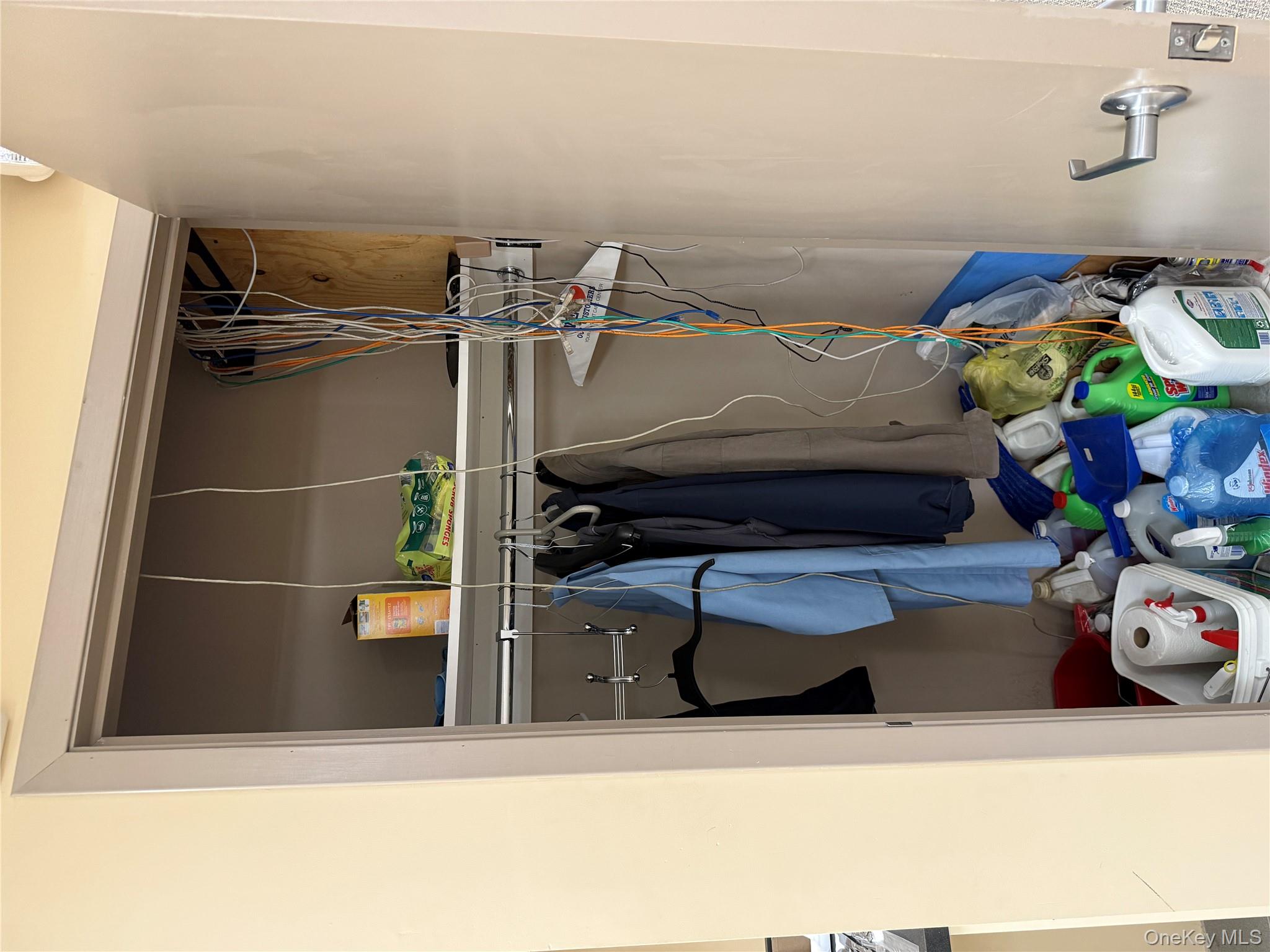 37 Ramland Road, Orangeburg, NY 10962