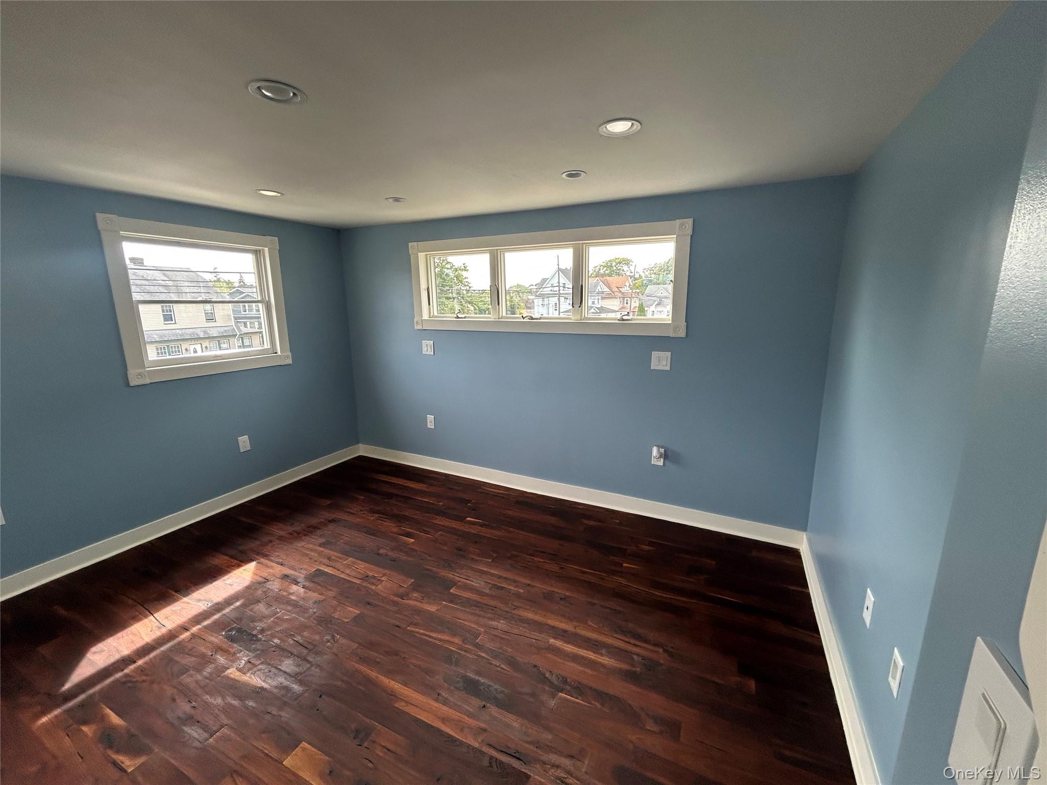 140 E Marie Street, Hicksville, NY 11801