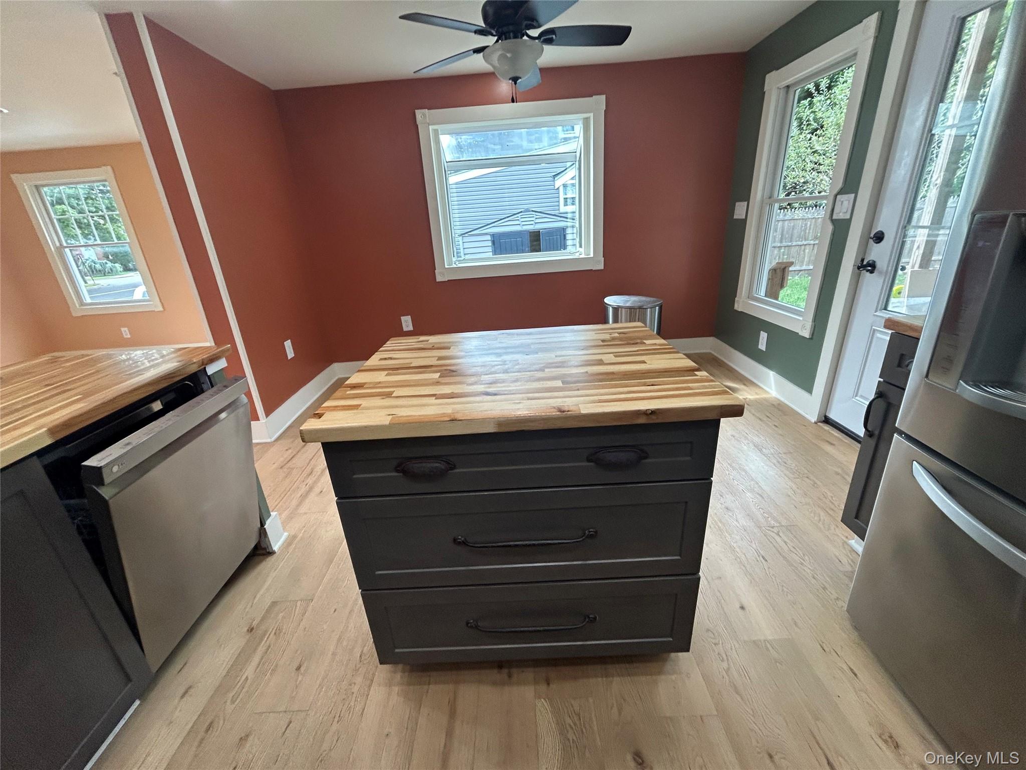 140 E Marie Street, Hicksville, NY 11801