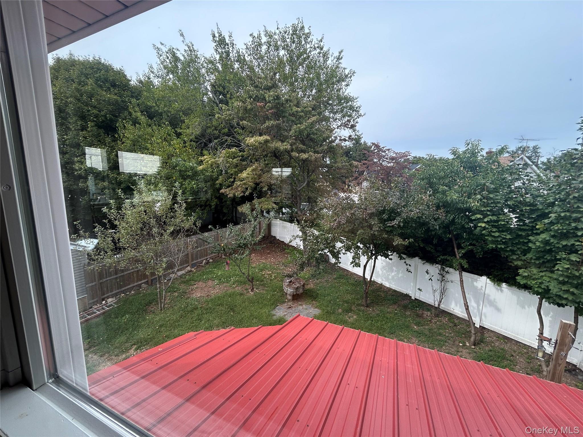 140 E Marie Street, Hicksville, NY 11801