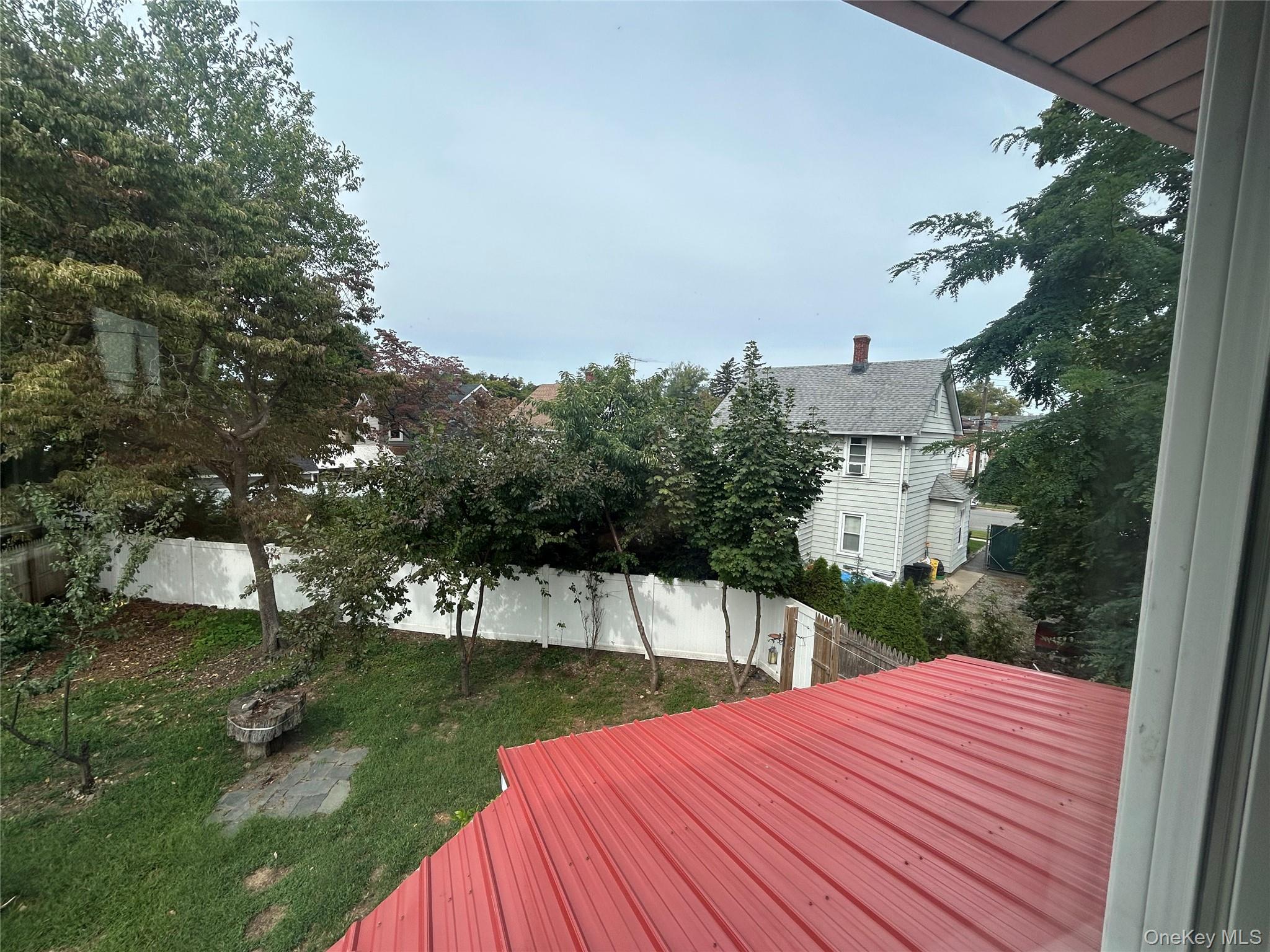 140 E Marie Street, Hicksville, NY 11801