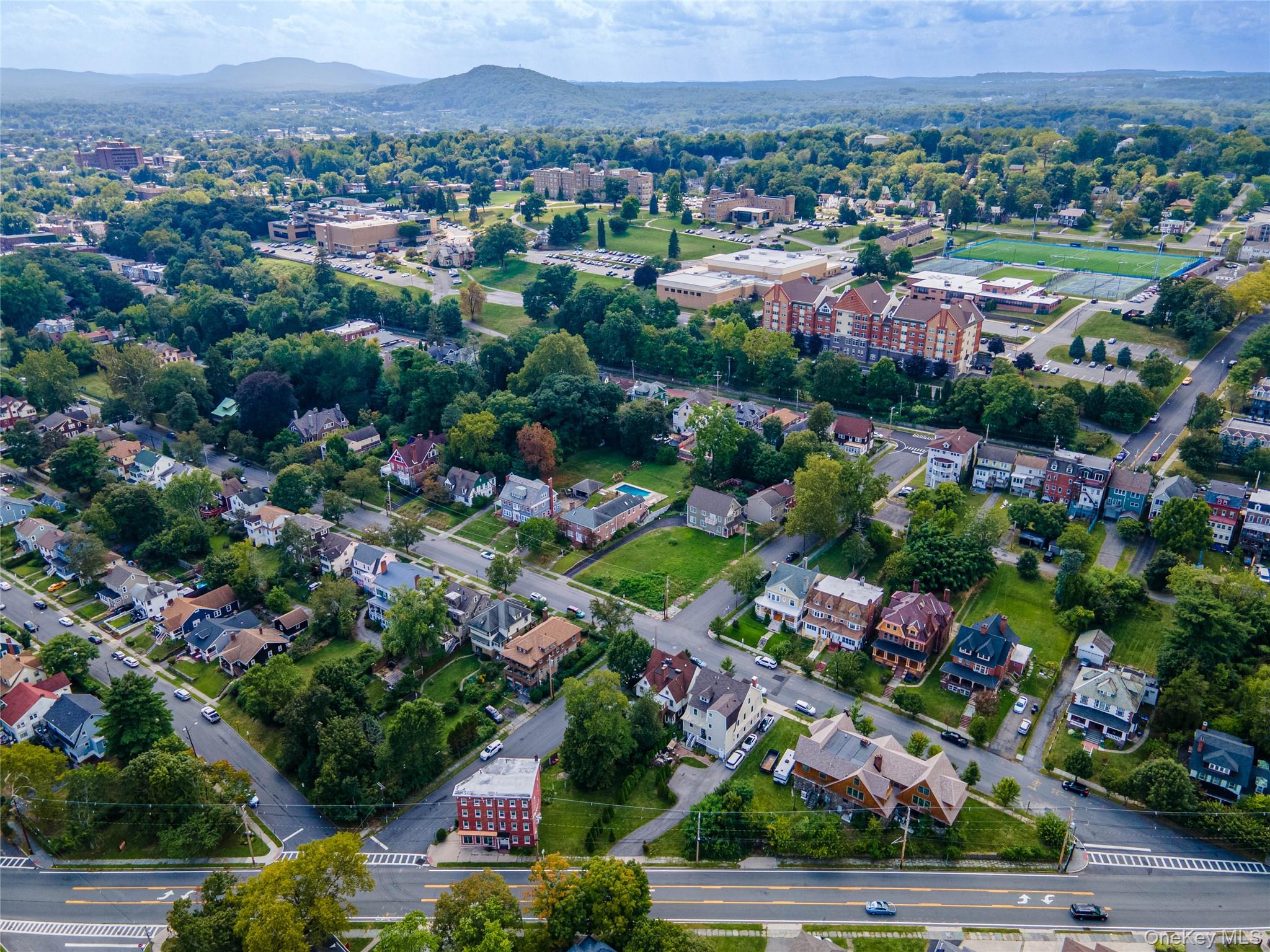 6 Leroy Place, Newburgh, NY 12550