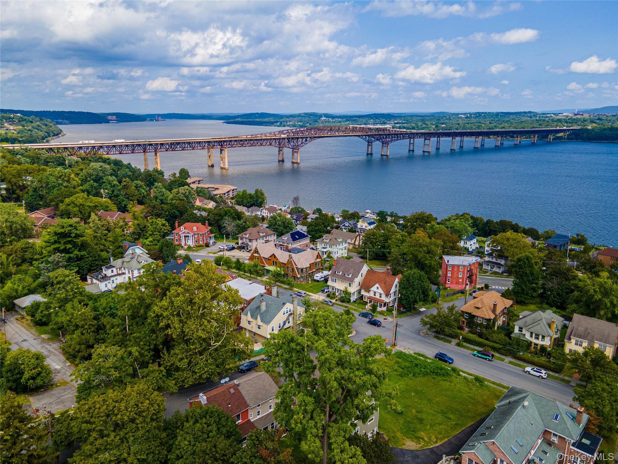 6 Leroy Place, Newburgh, NY 12550