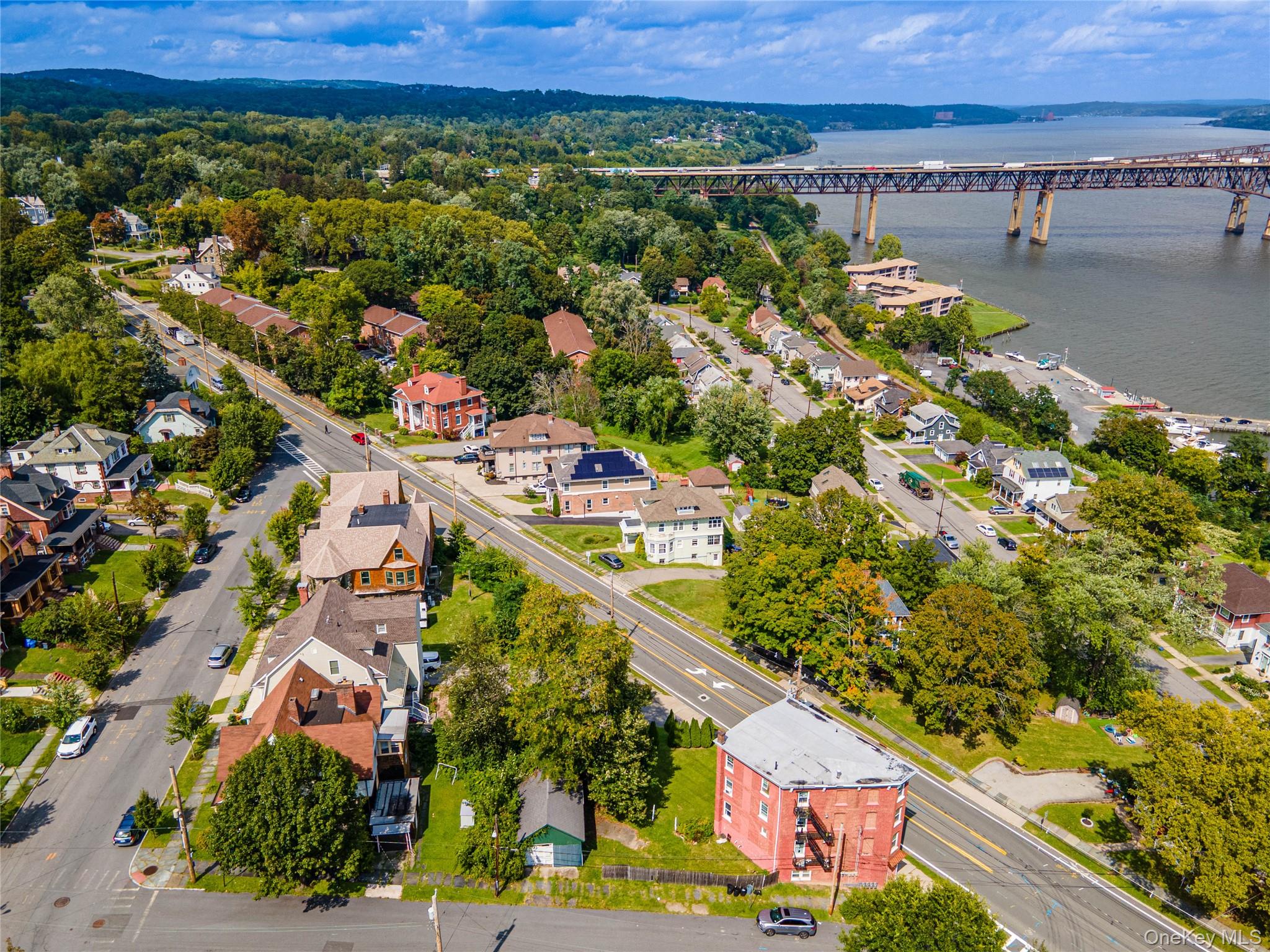 6 Leroy Place, Newburgh, NY 12550