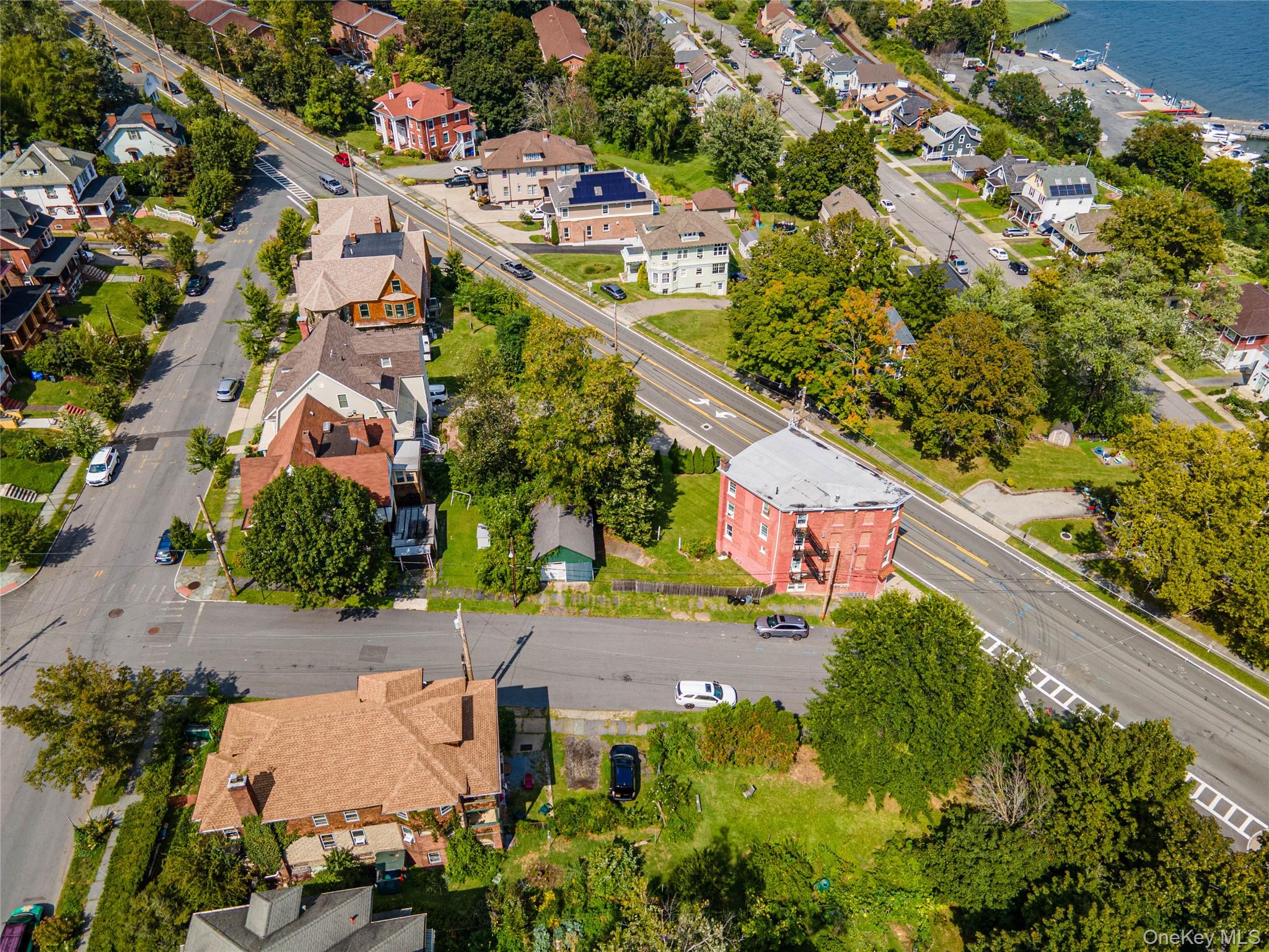 6 Leroy Place, Newburgh, NY 12550