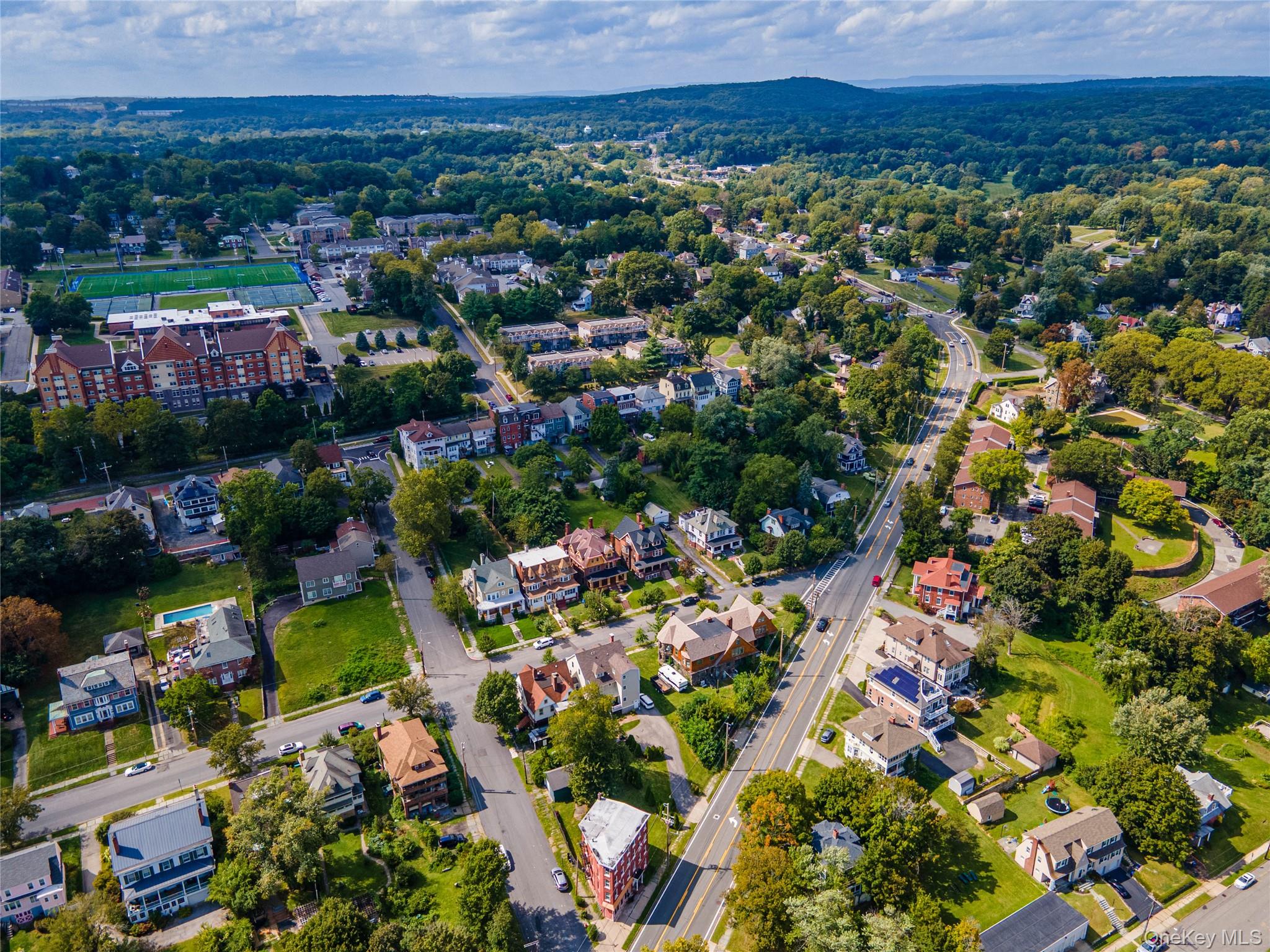 6 Leroy Place, Newburgh, NY 12550