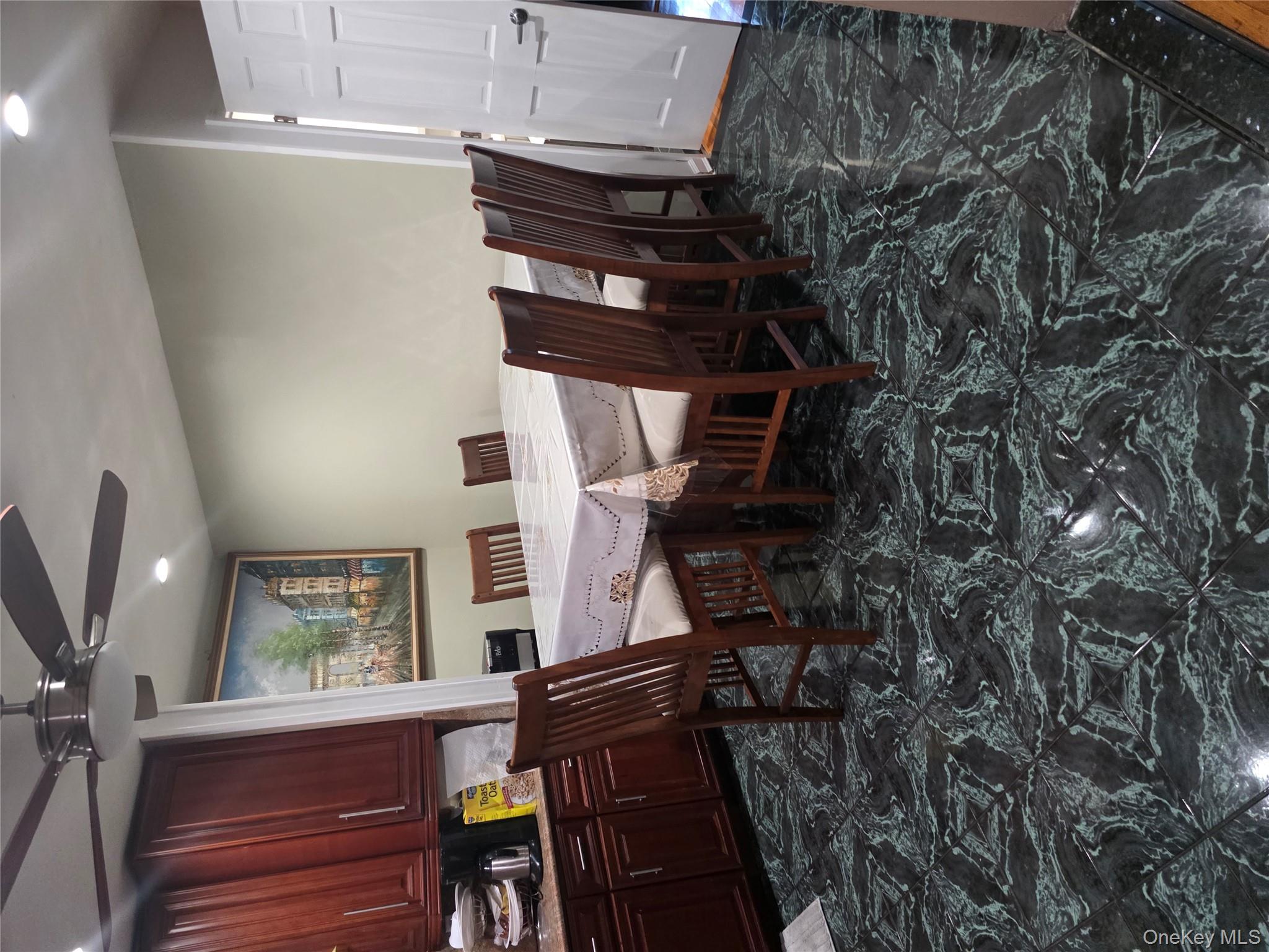 4912 111 St, Corona, NY 11368