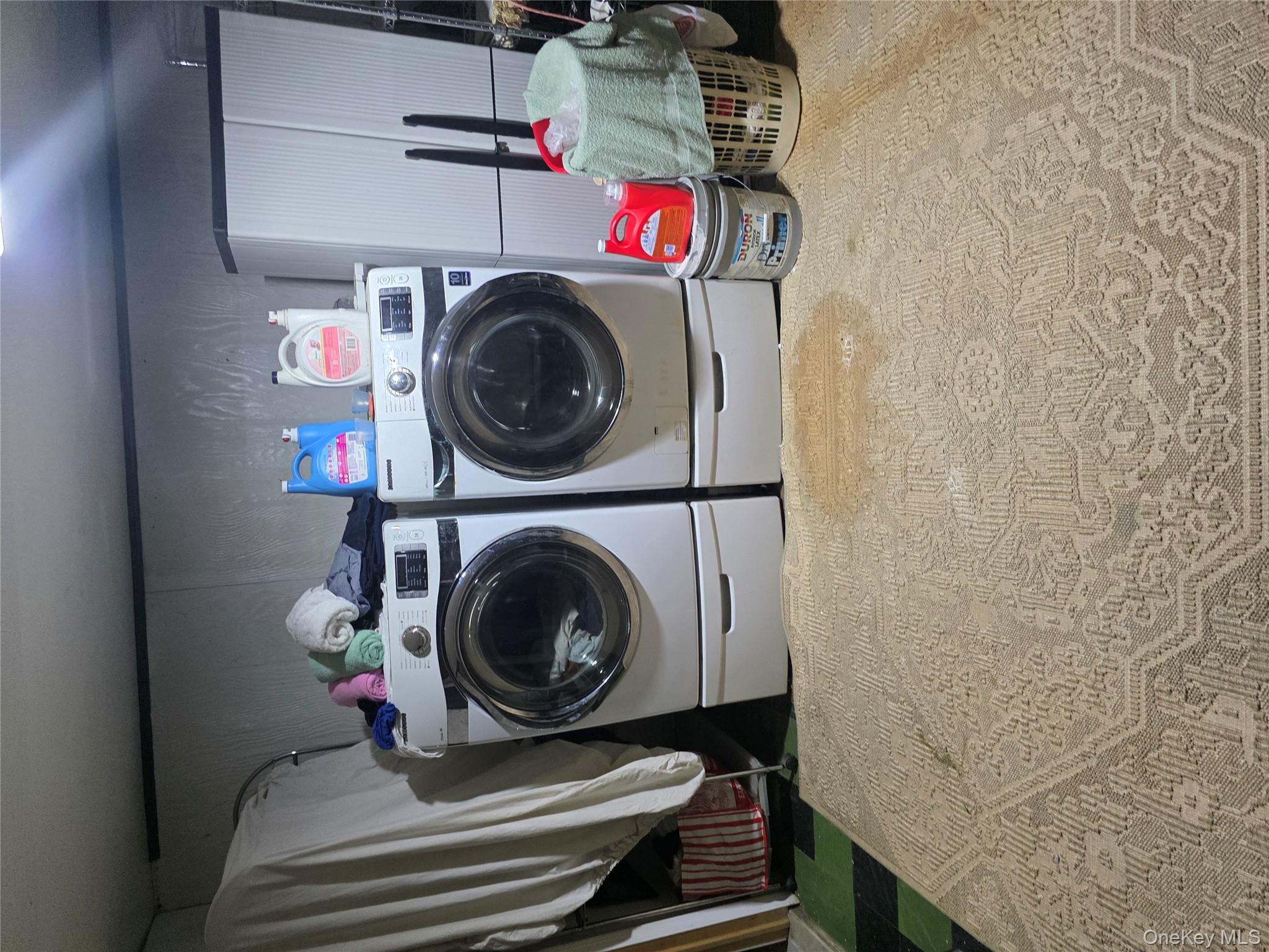 4912 111 St, Corona, NY 11368