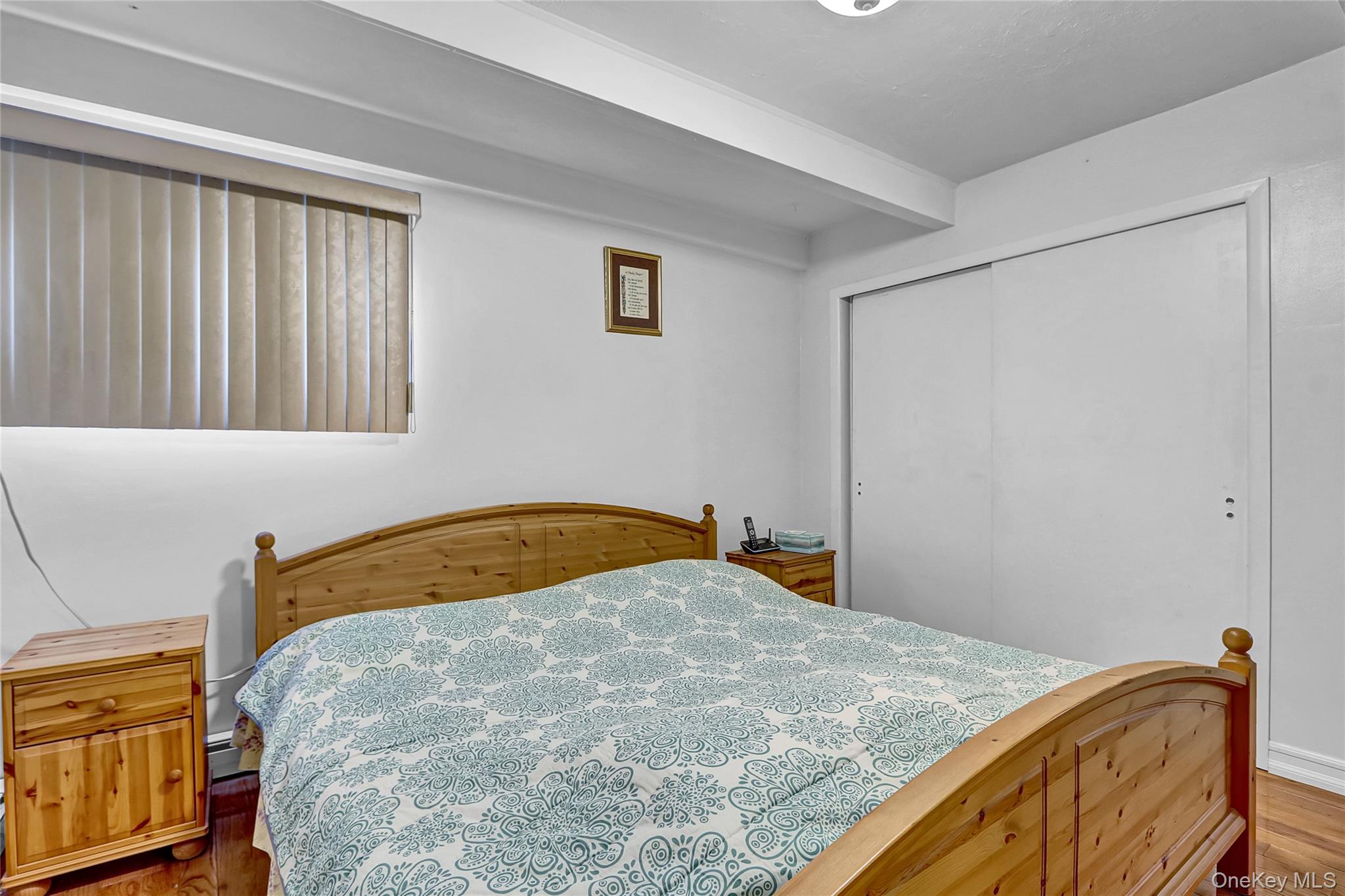 29 Walnut Lane, Hicksville, NY 11801