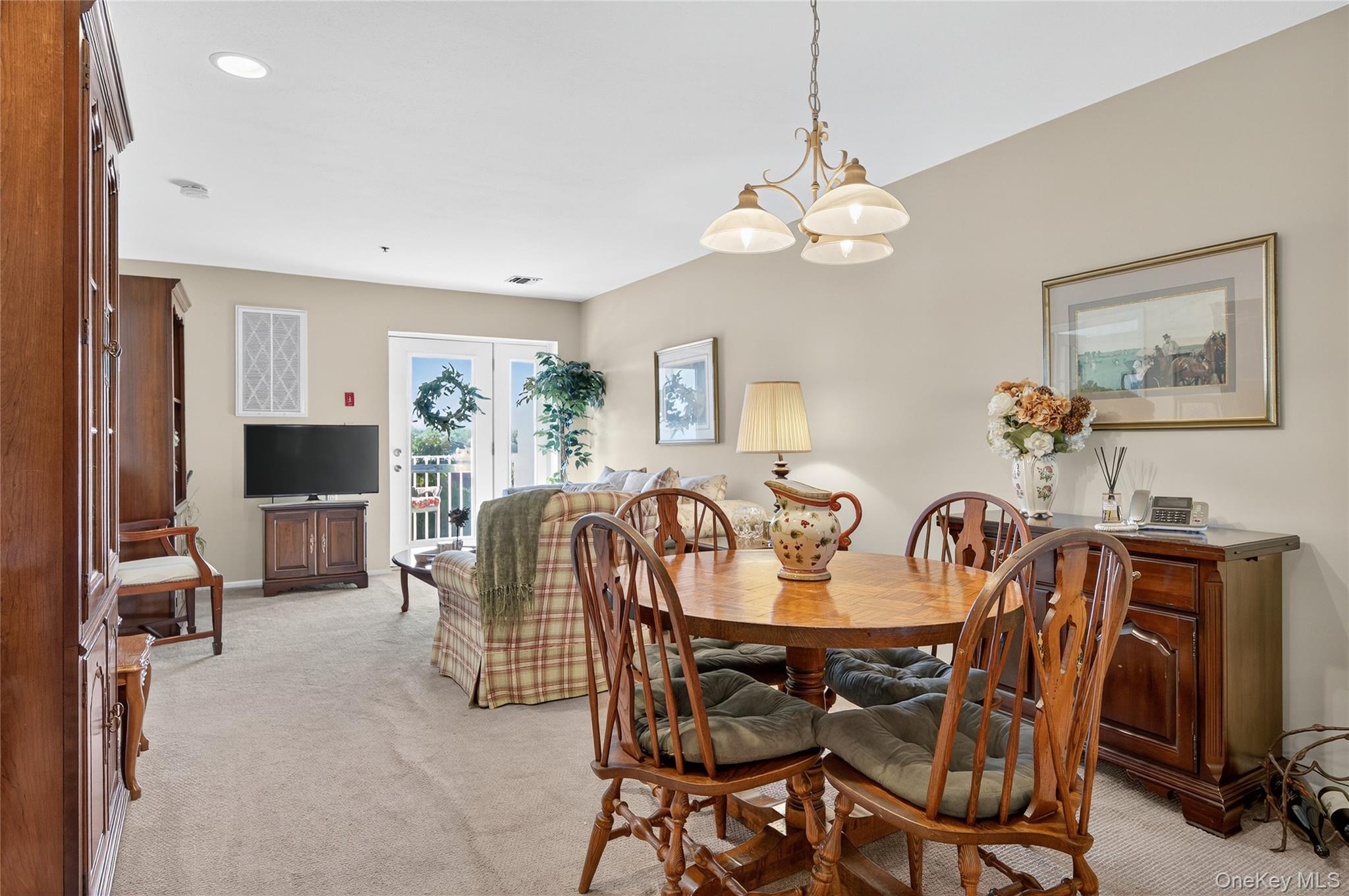 54 School Street # 315, Westbury, NY 11590