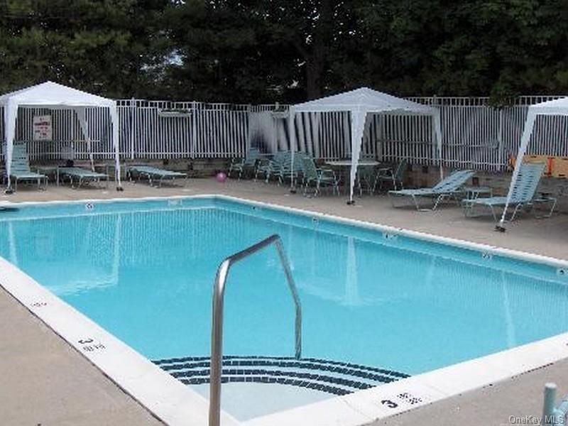 54 School Street # 315, Westbury, NY 11590