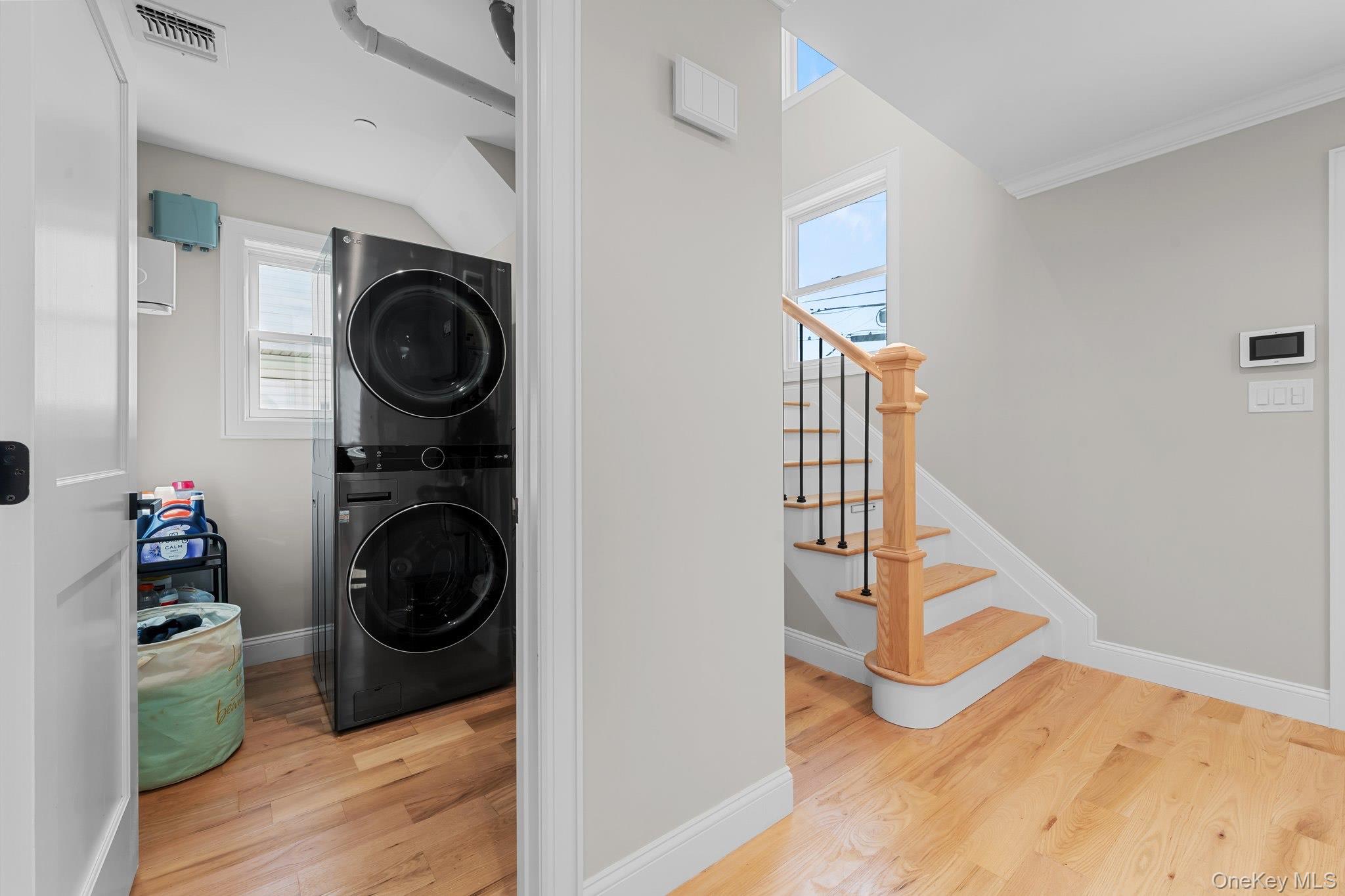 914 Arctic Street, Lindenhurst, NY 11757