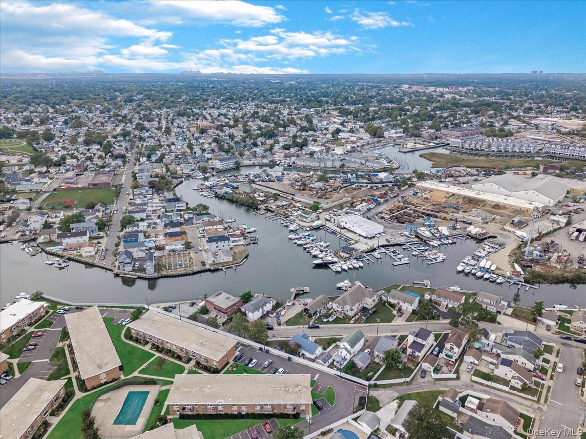 4 Rose Street # 6 -2A, Oceanside, NY 11572