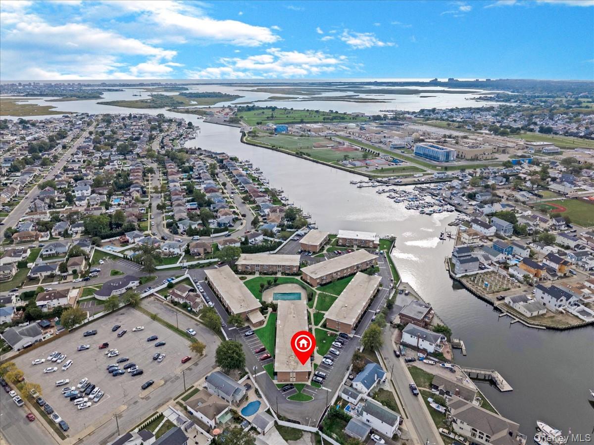 4 Rose Street # 6 -2A, Oceanside, NY 11572