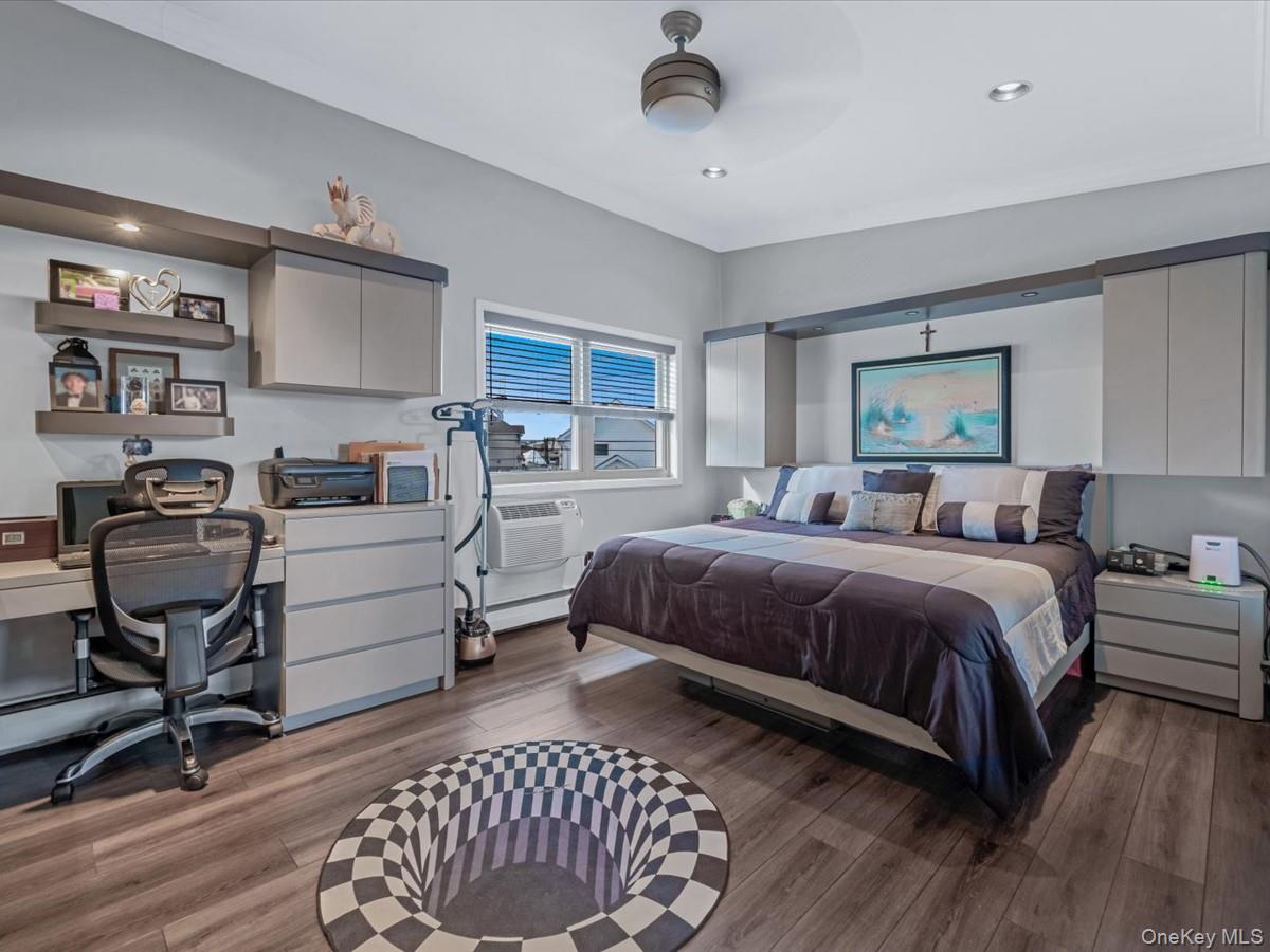 4 Rose Street # 6 -2A, Oceanside, NY 11572