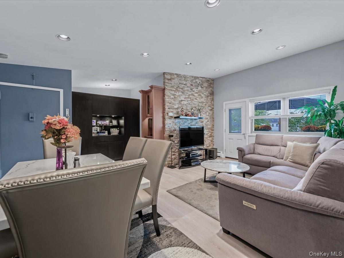 4 Rose Street # 6 -2A, Oceanside, NY 11572