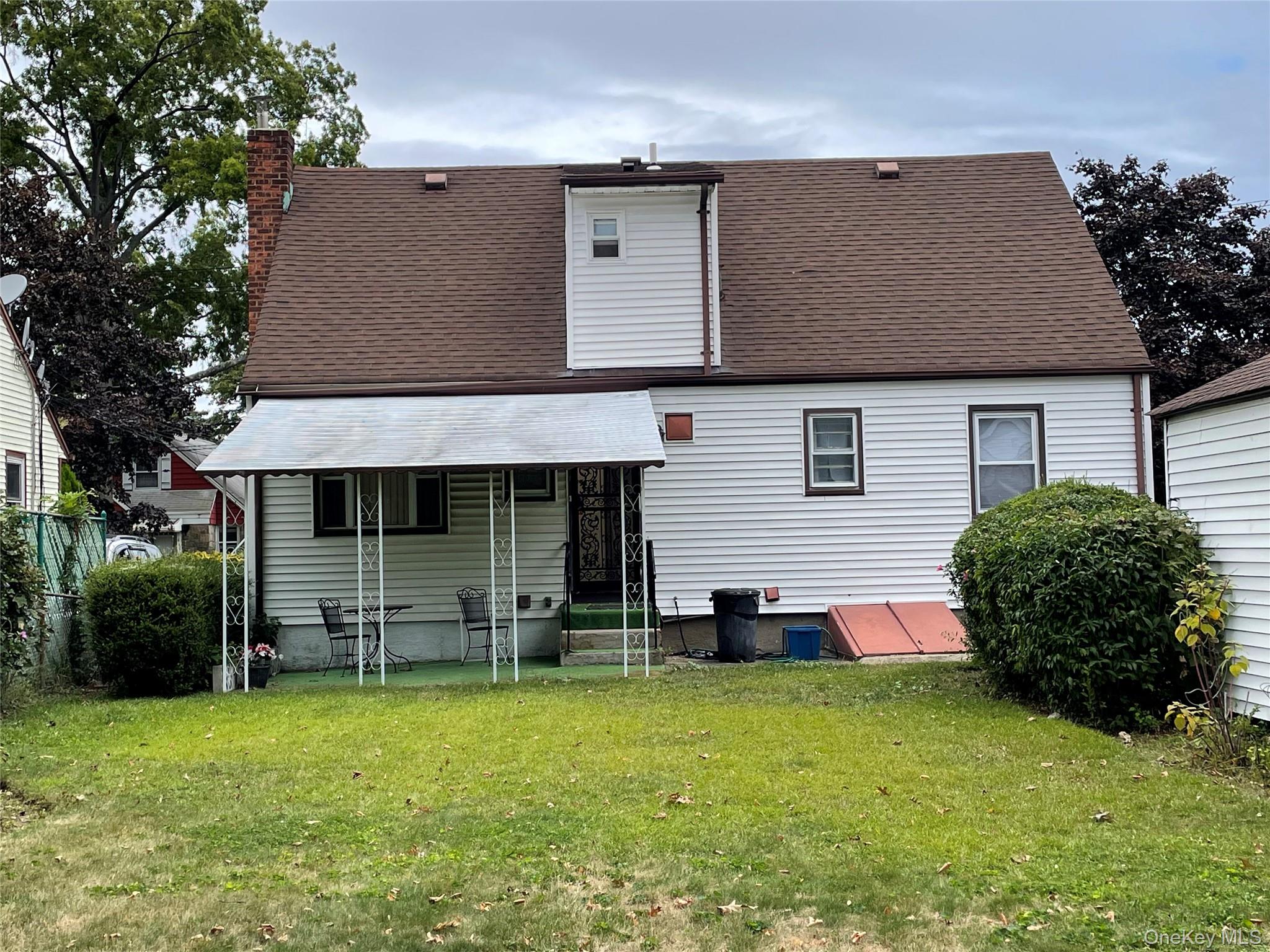 88 Acacia Avenue, Hempstead, NY 11550