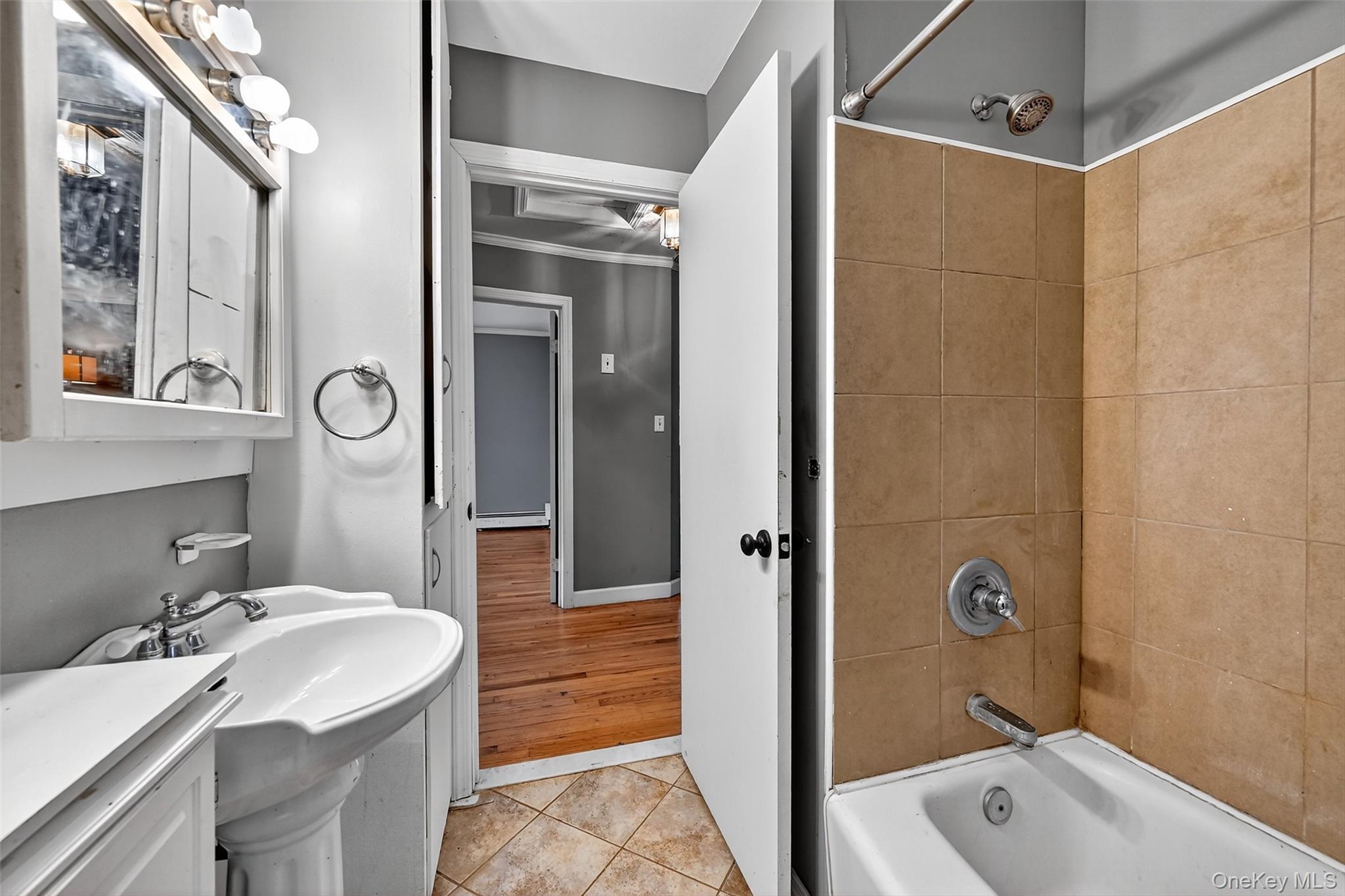 8 Haight Road, Monroe, NY 10950